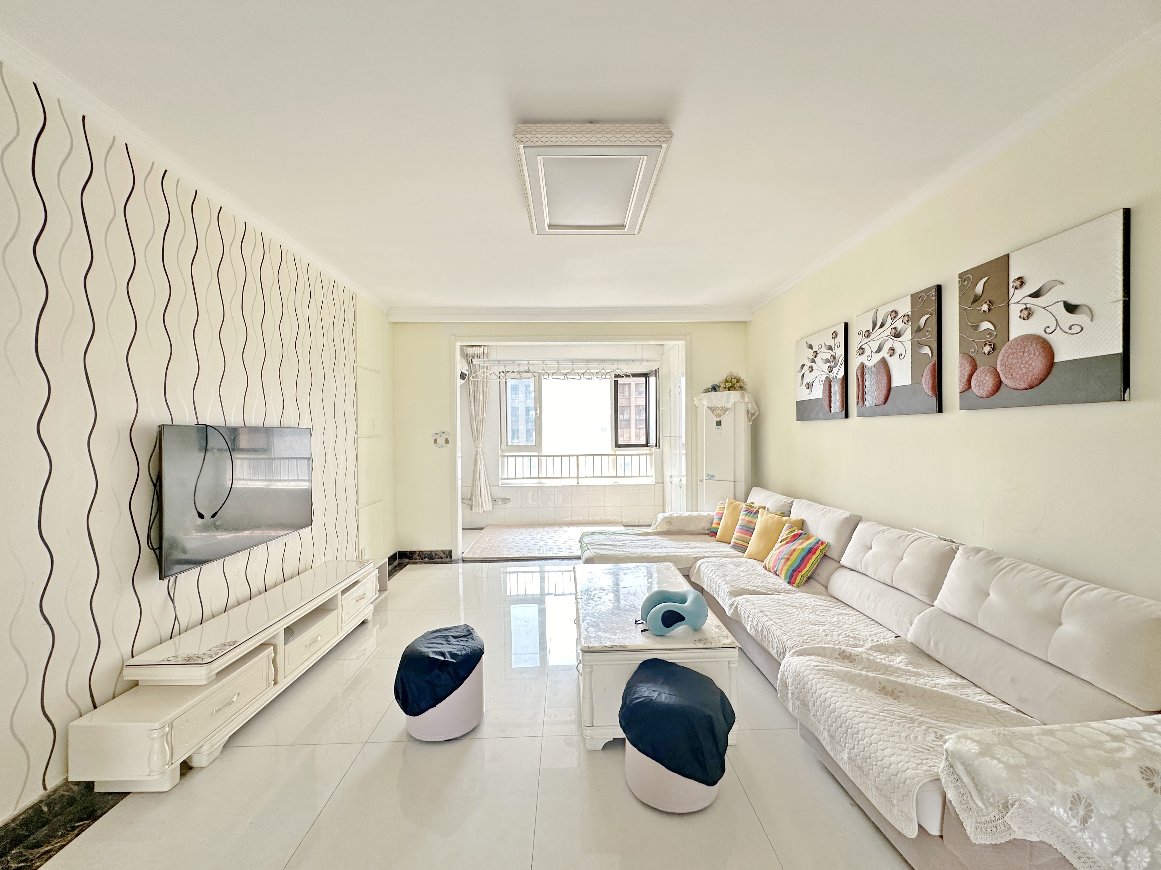 绿地新里卢浮公馆