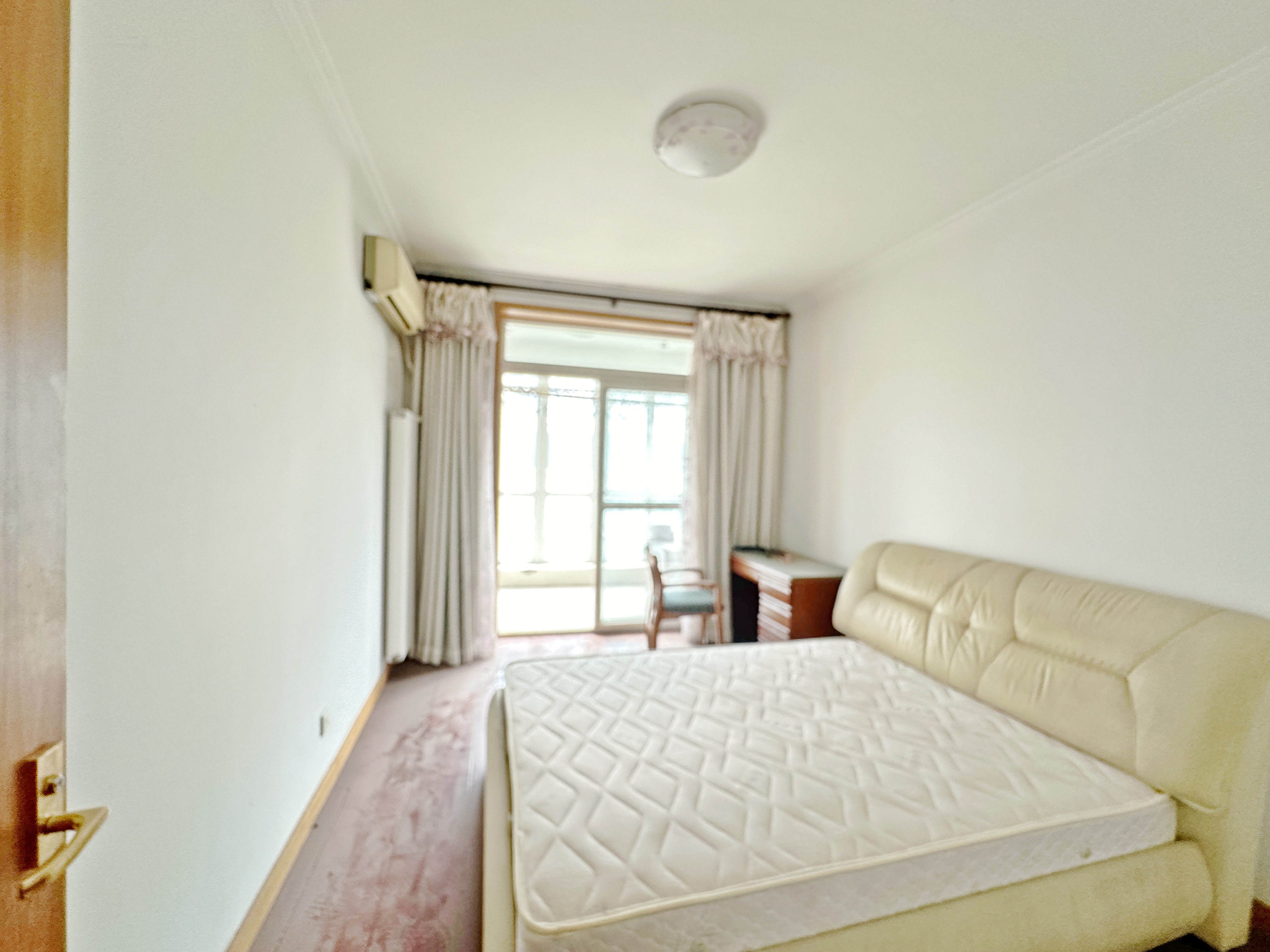 卧龙花园龙昌苑(四区)