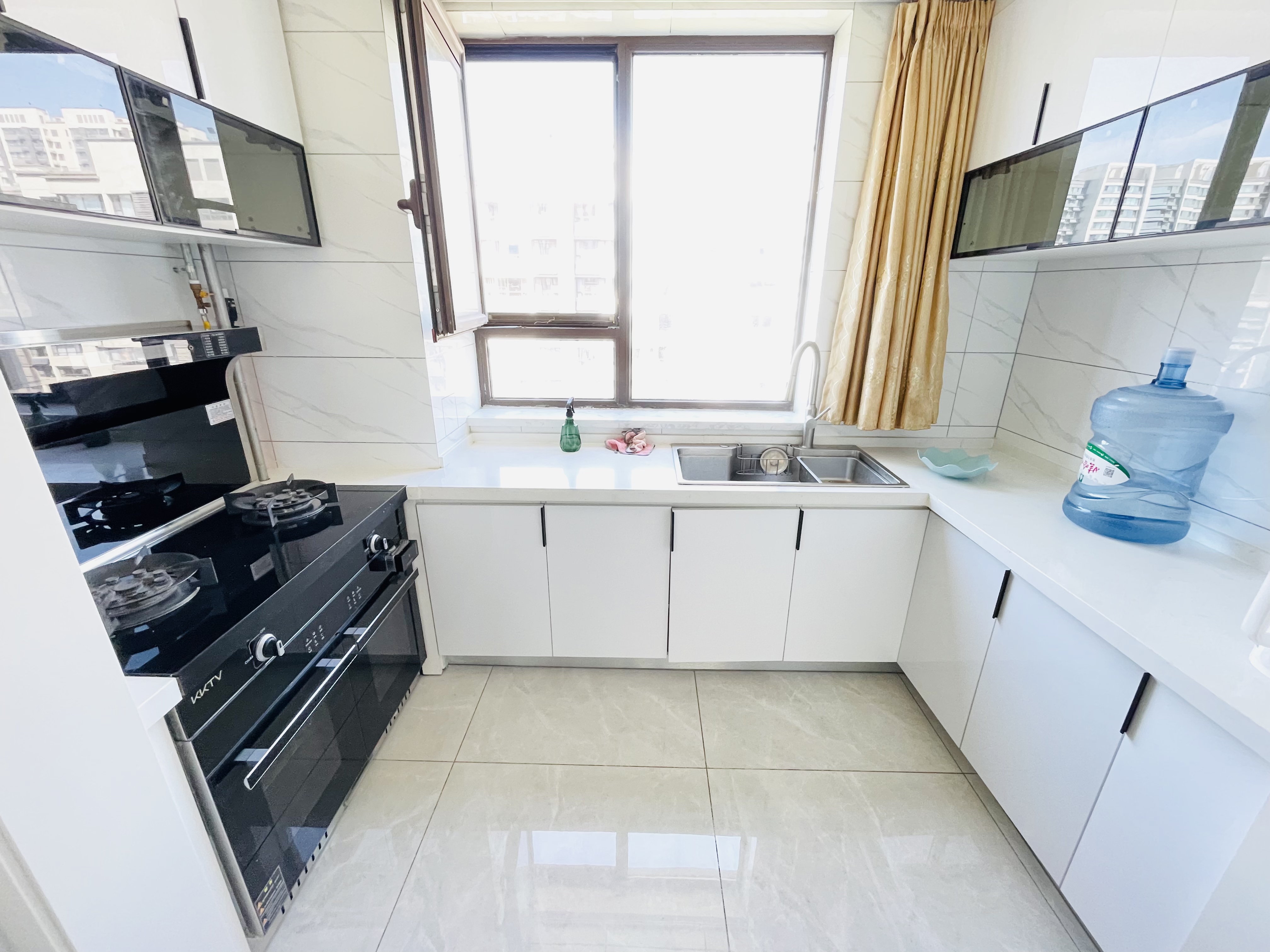 旭辉银盛泰金域蓝山