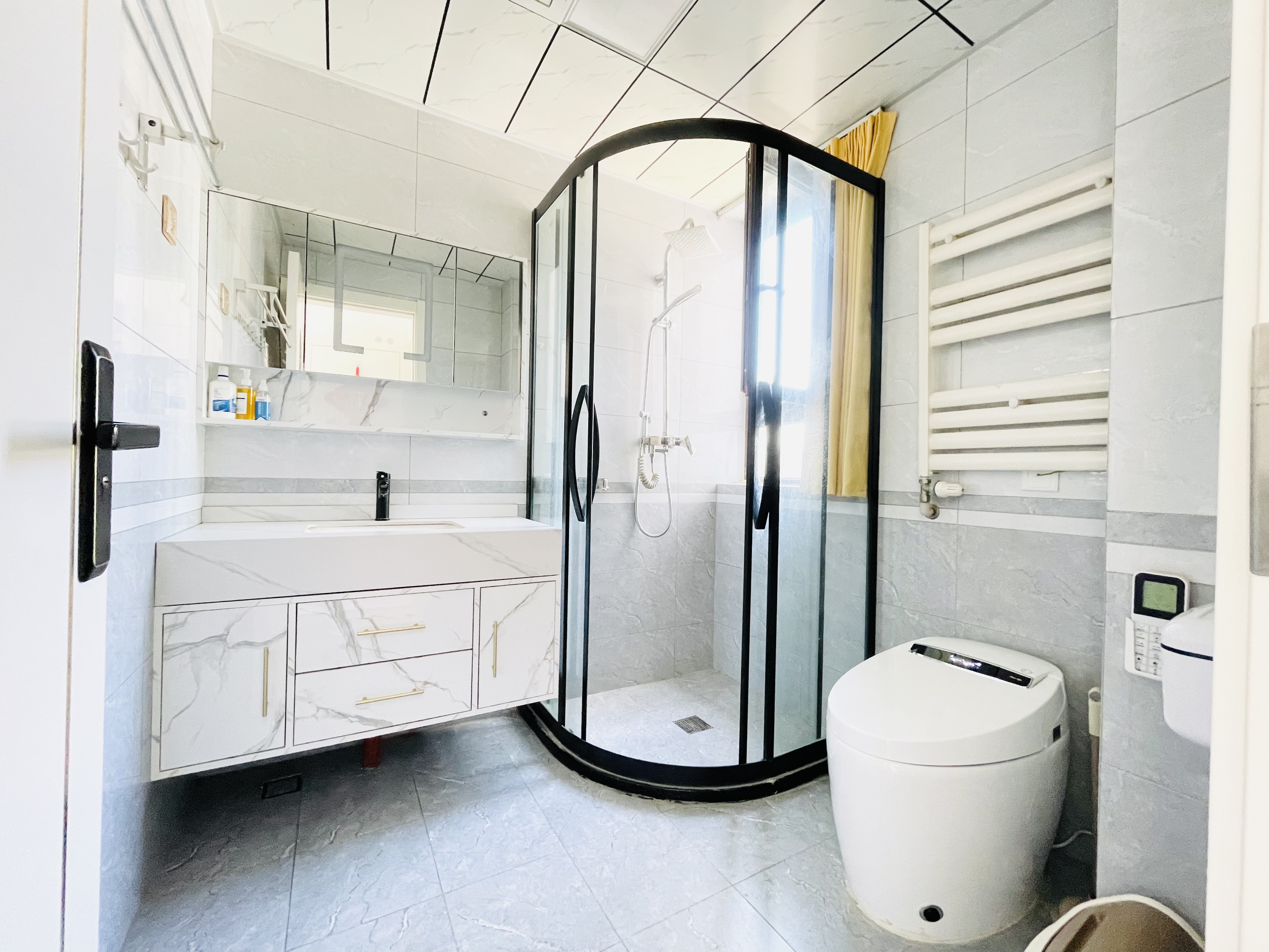 旭辉银盛泰金域蓝山