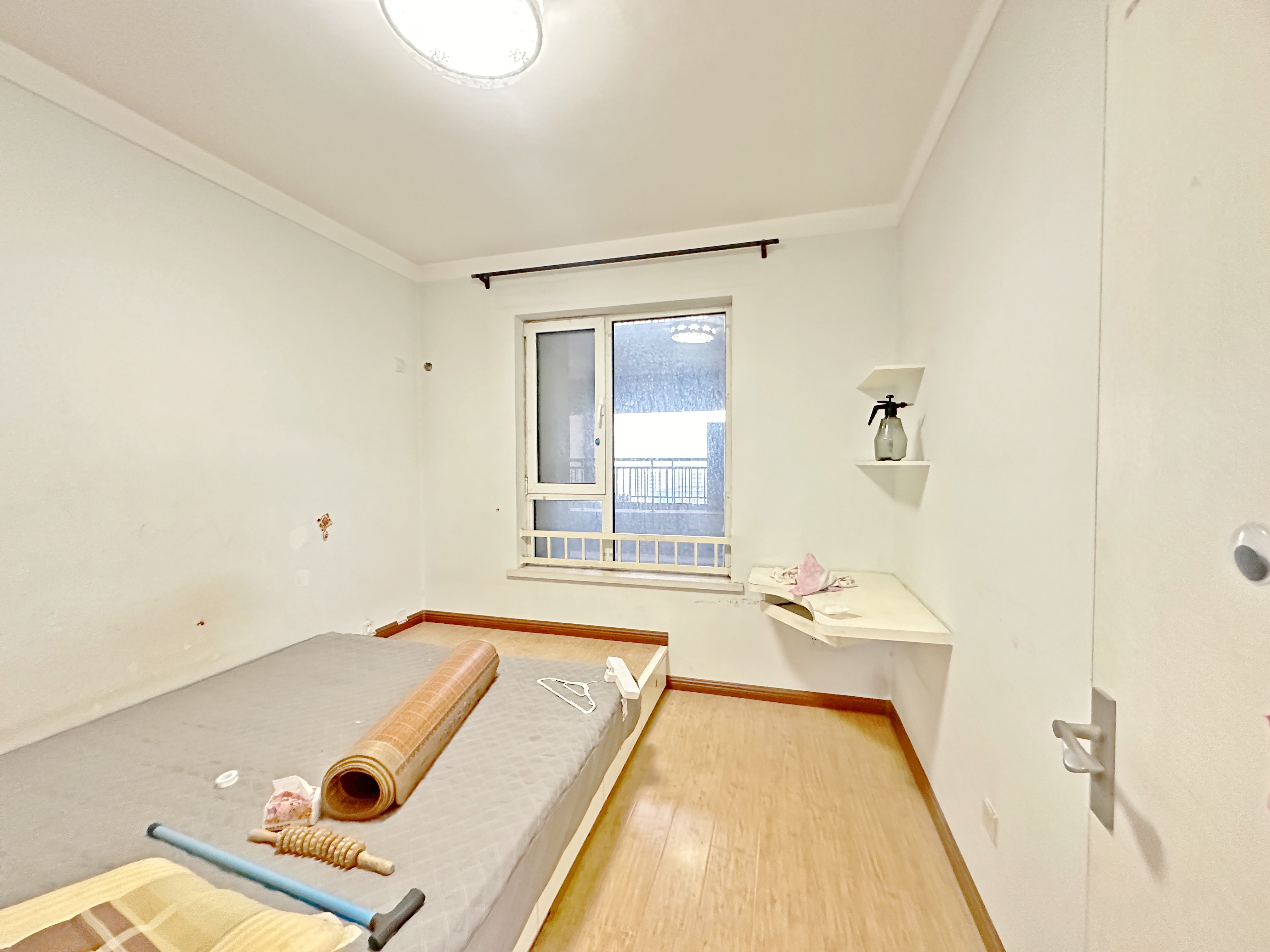 绿地新里卢浮公馆