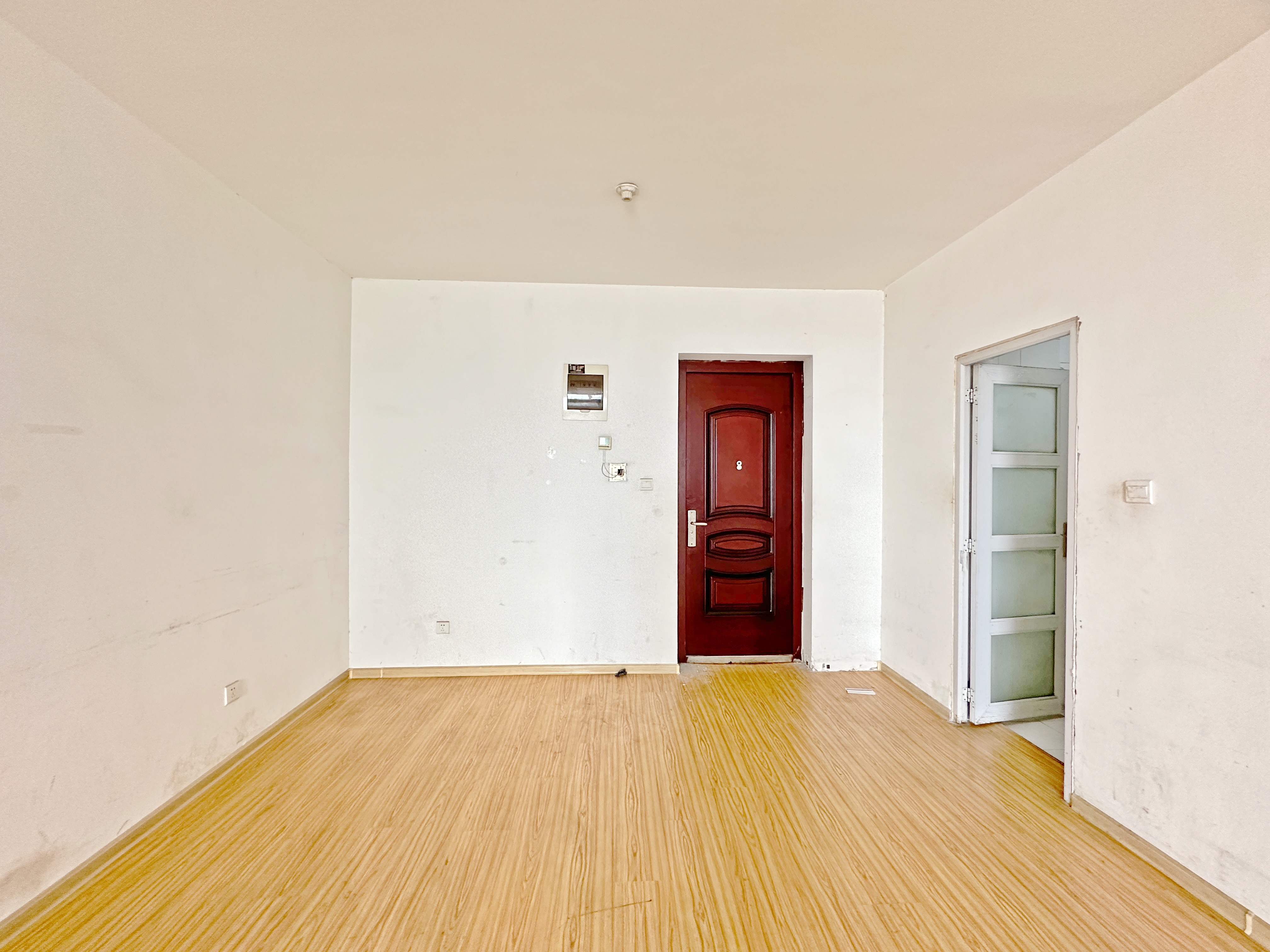 绿地新里卢浮公馆