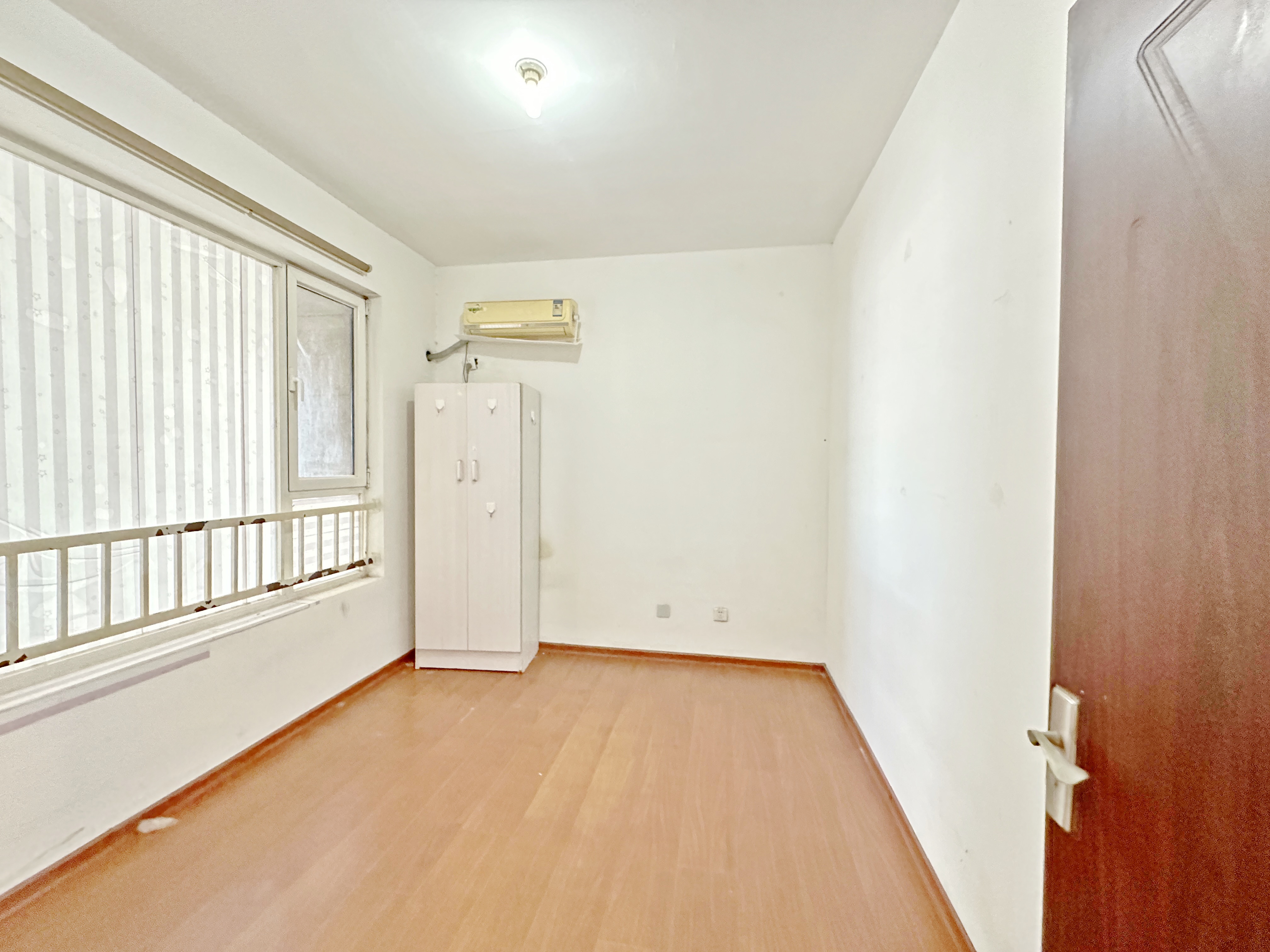 绿地新里卢浮公馆