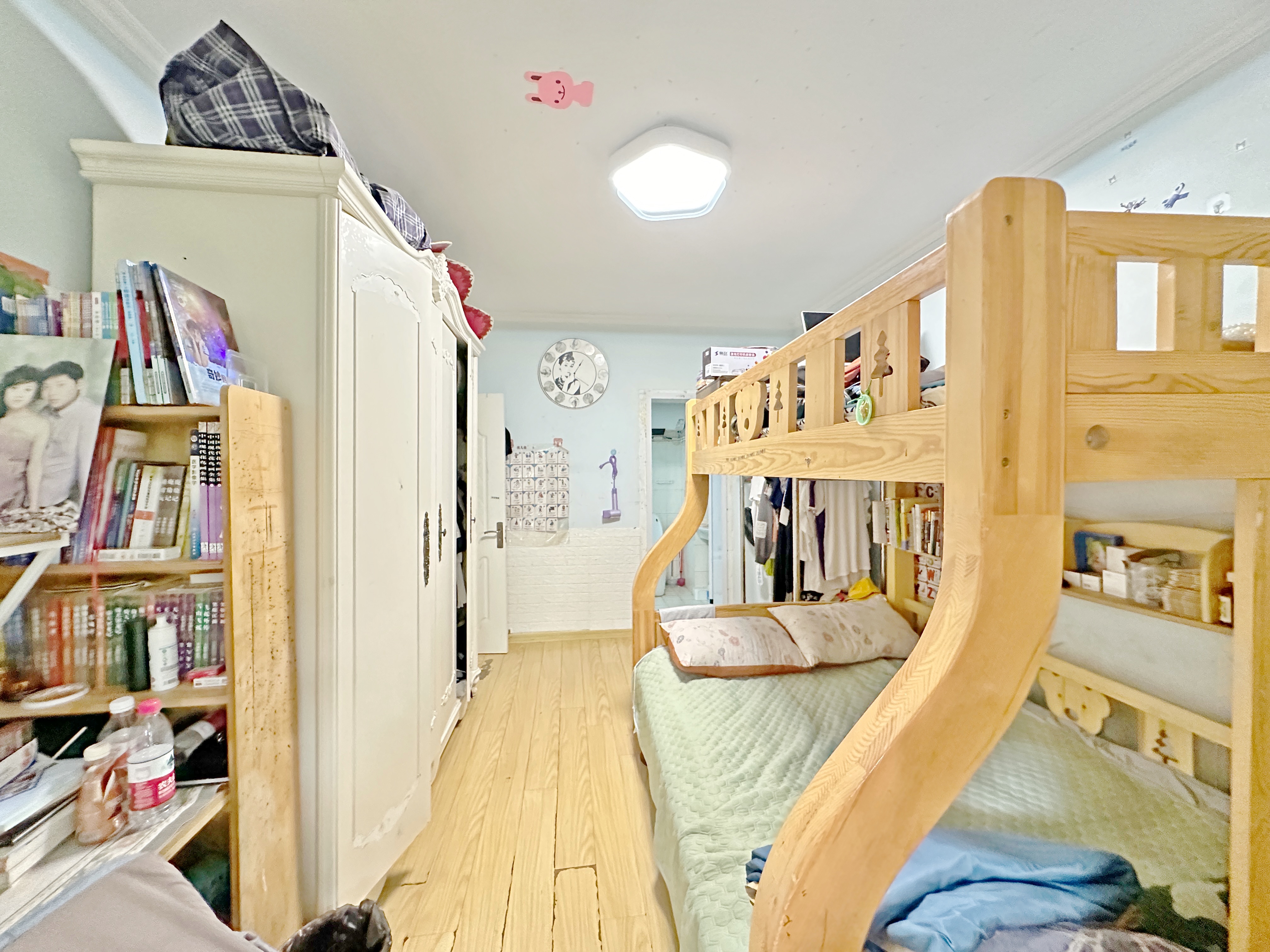 卧龙花园龙和苑