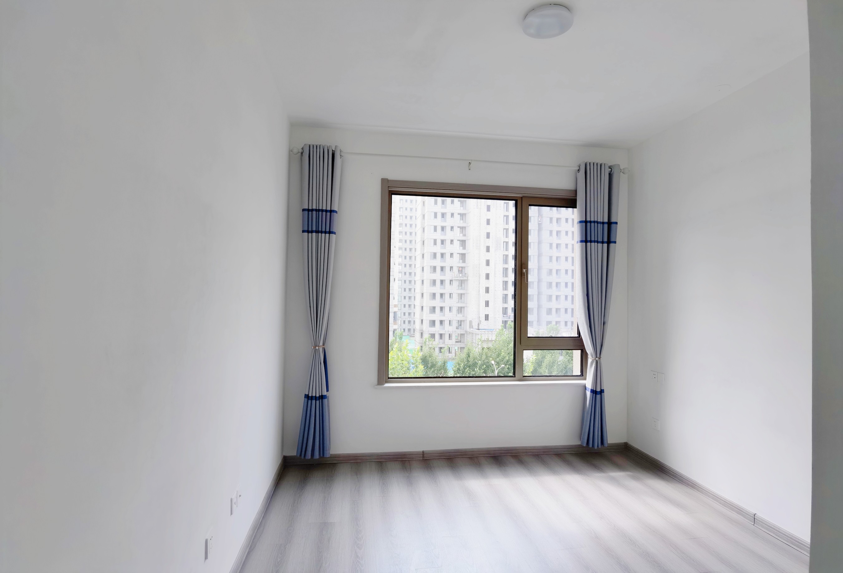 绿城·济南蘭园