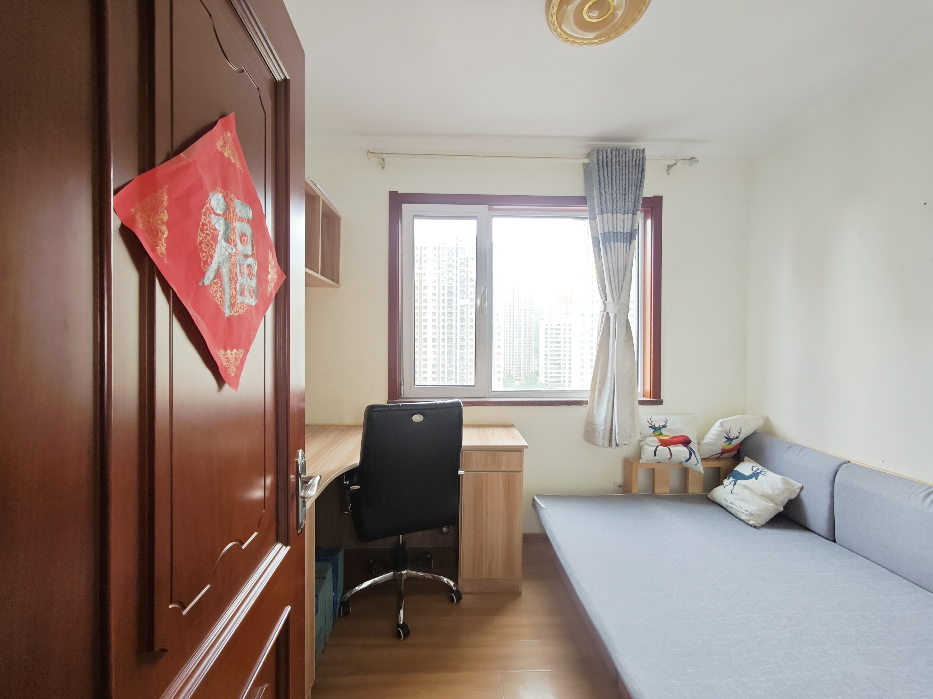 中铁逸都国际