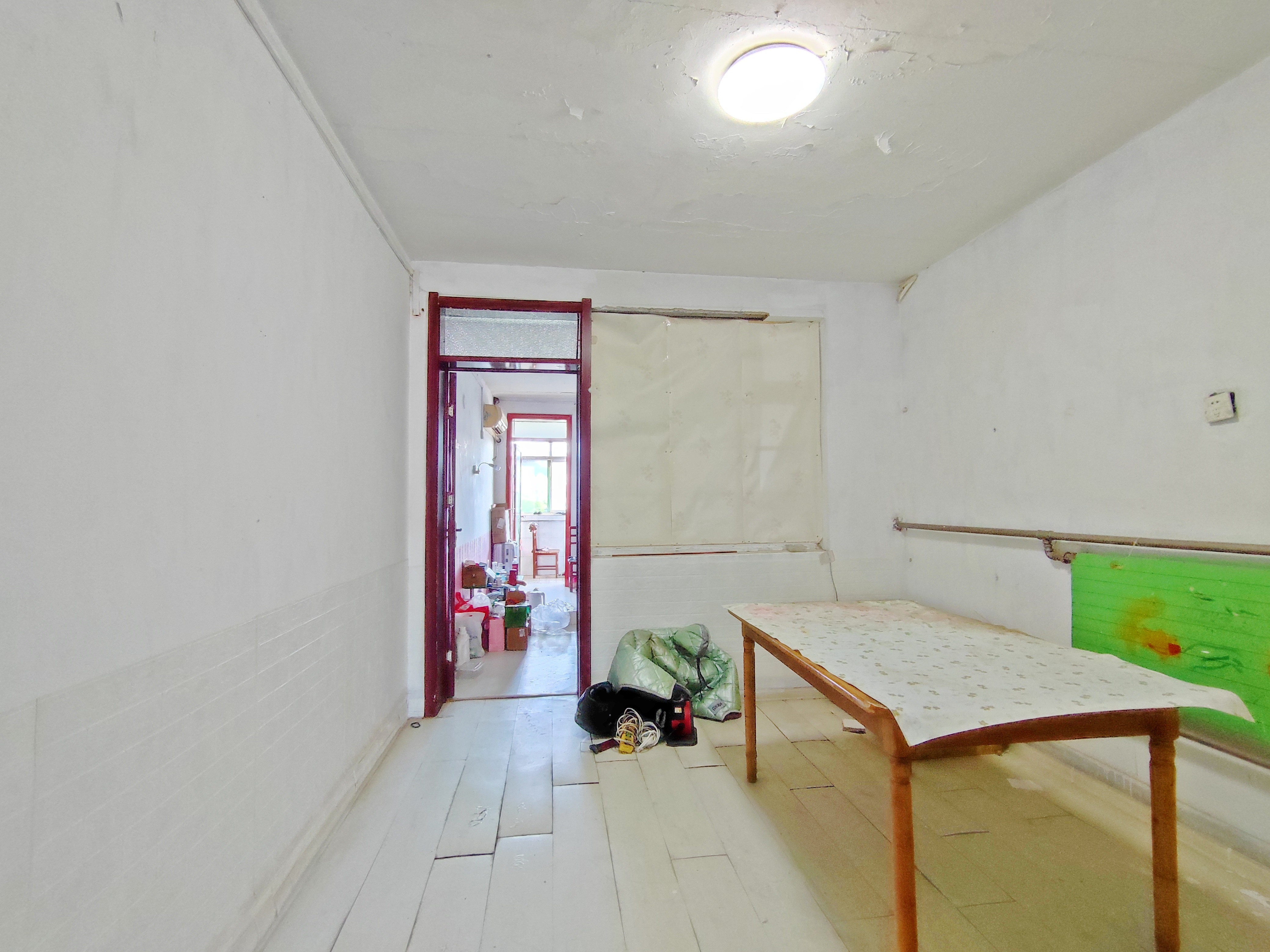  南辛庄中街南巷8号院  南北