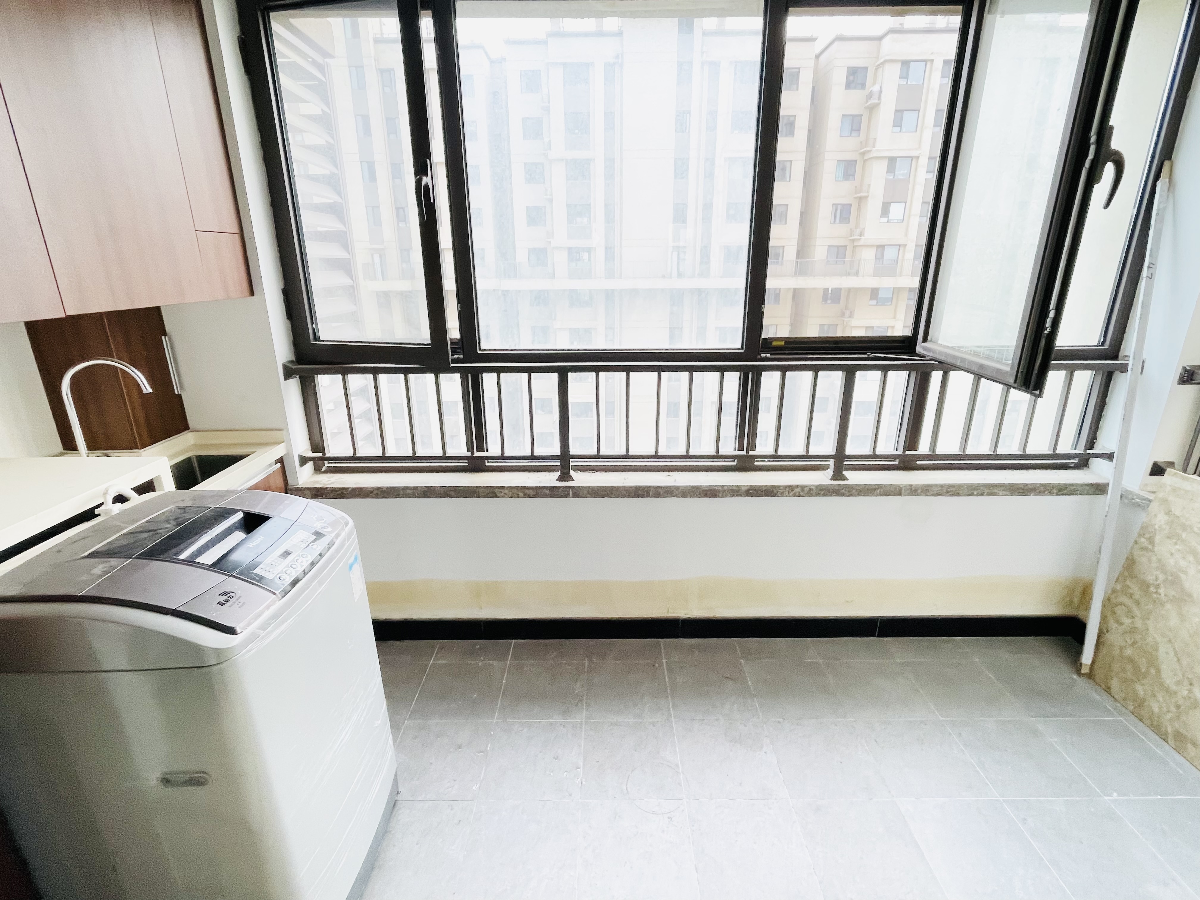 旭辉银盛泰金域蓝山