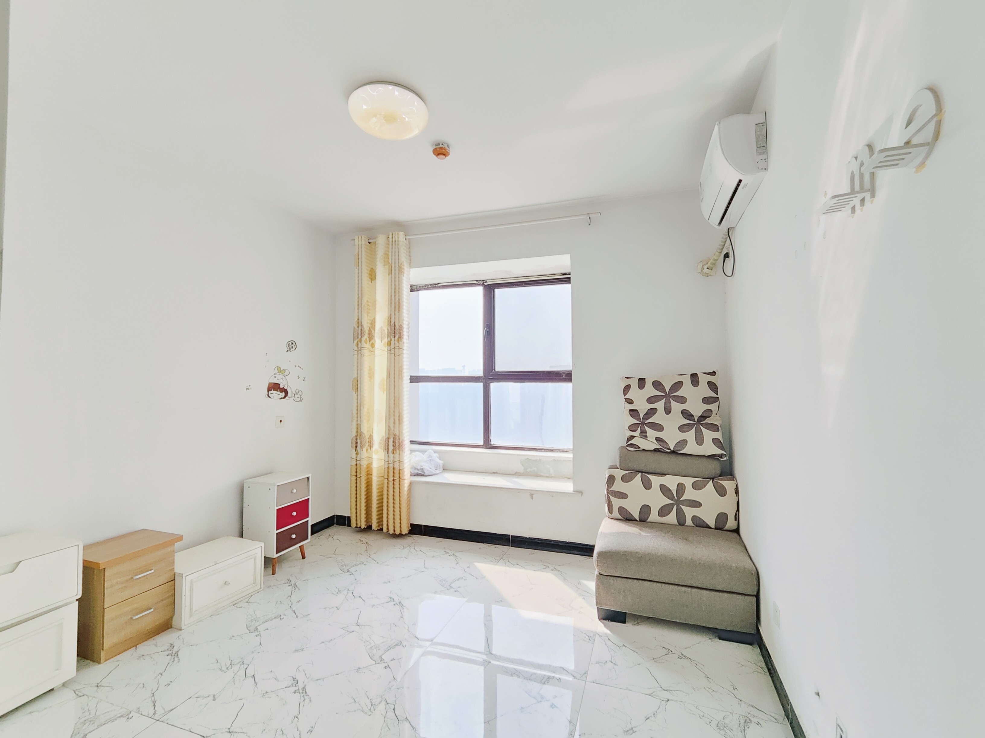 海尔云世界滟澜公馆花园