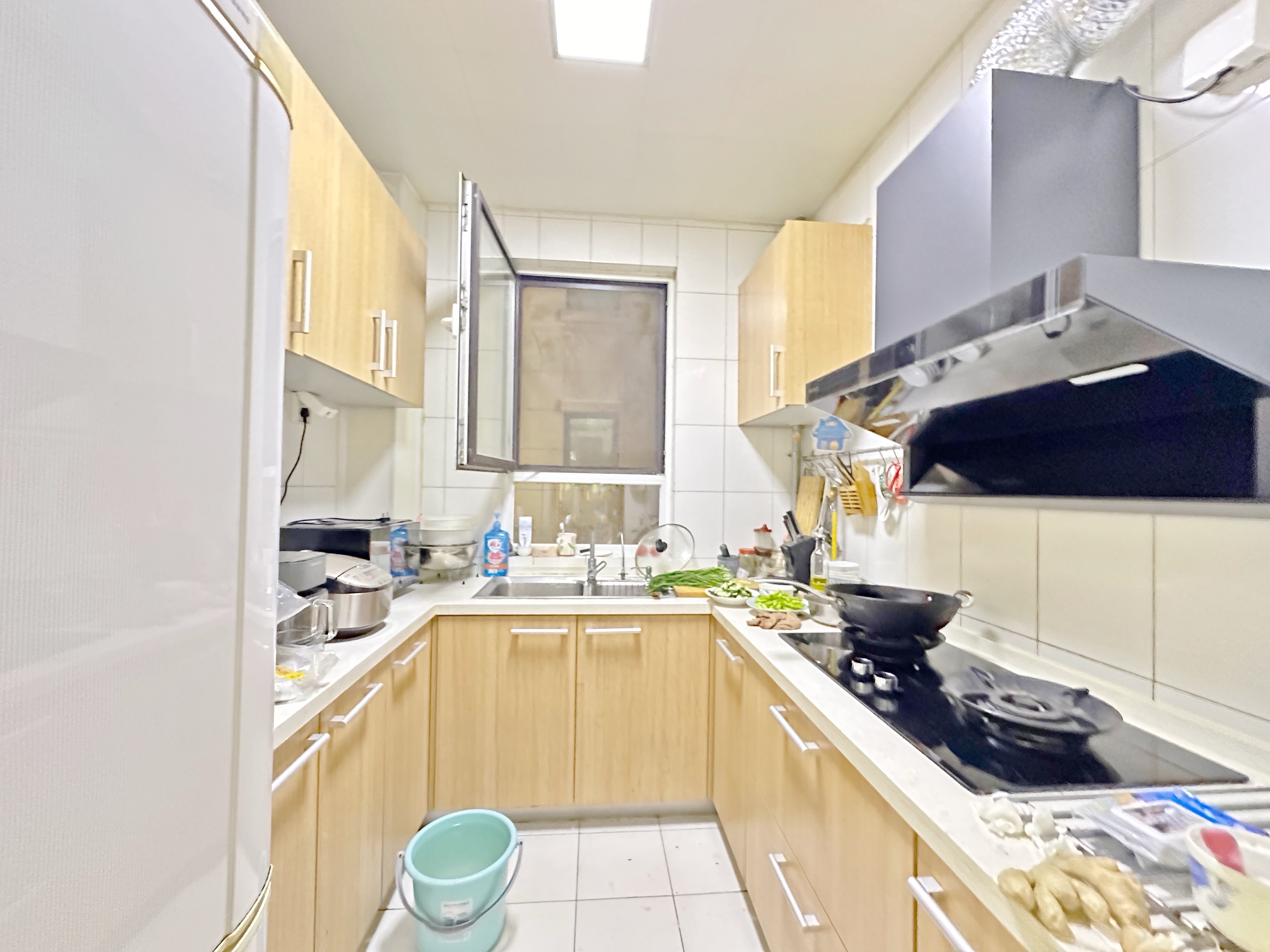 绿地新里卢浮公馆