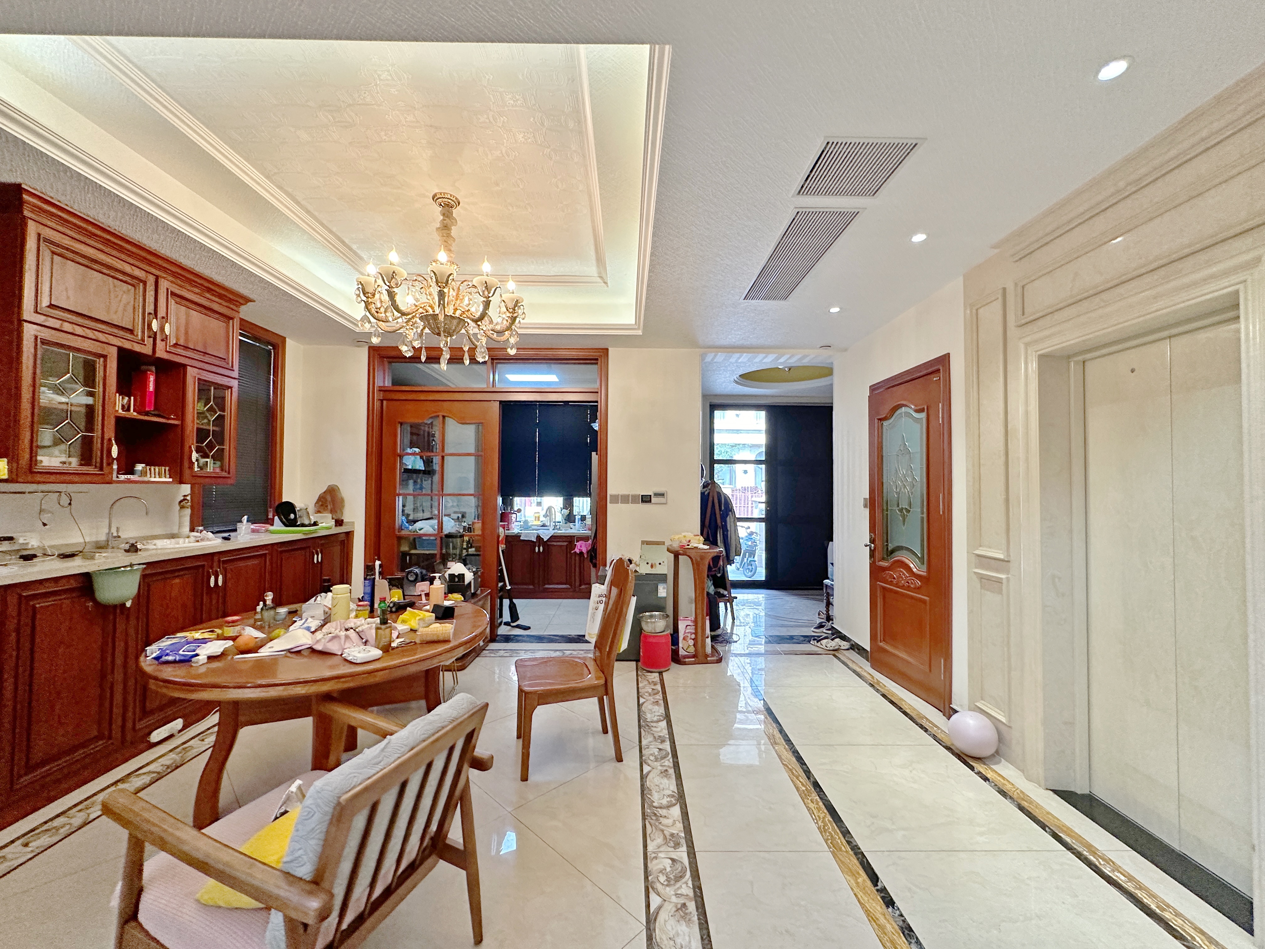 中海国际社区（铂宫别墅B2）