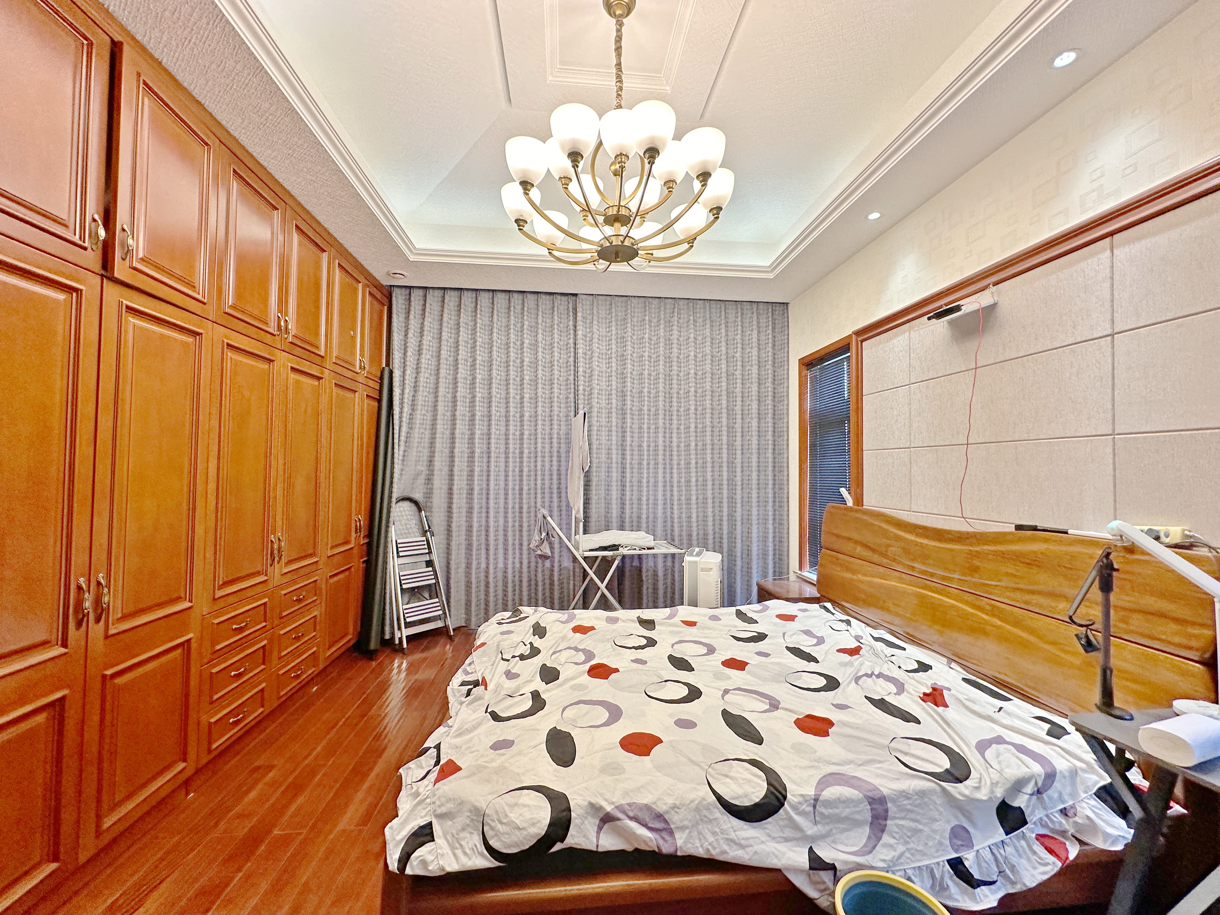 中海国际社区（铂宫别墅B2）