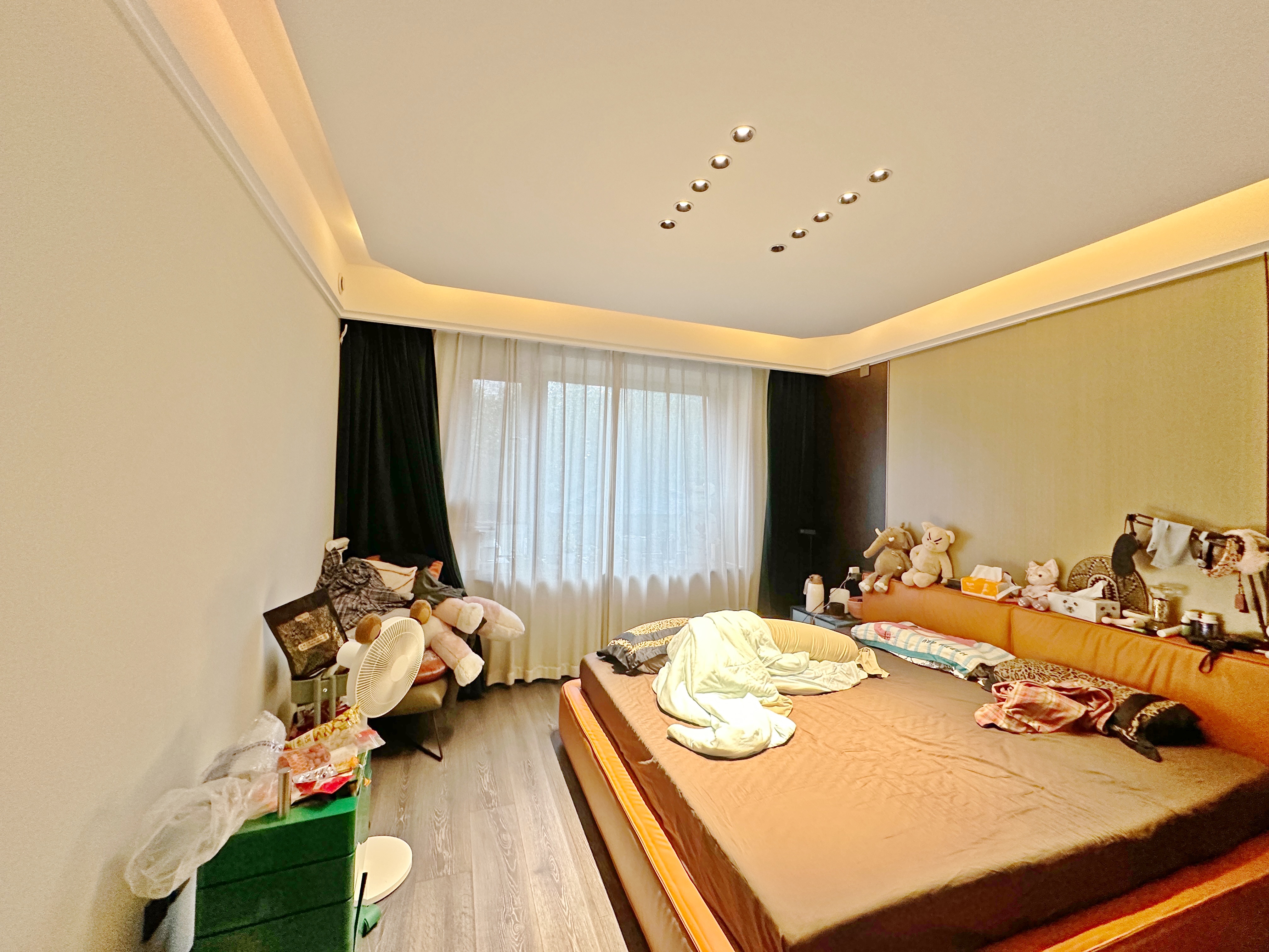 卧龙花园龙泰苑