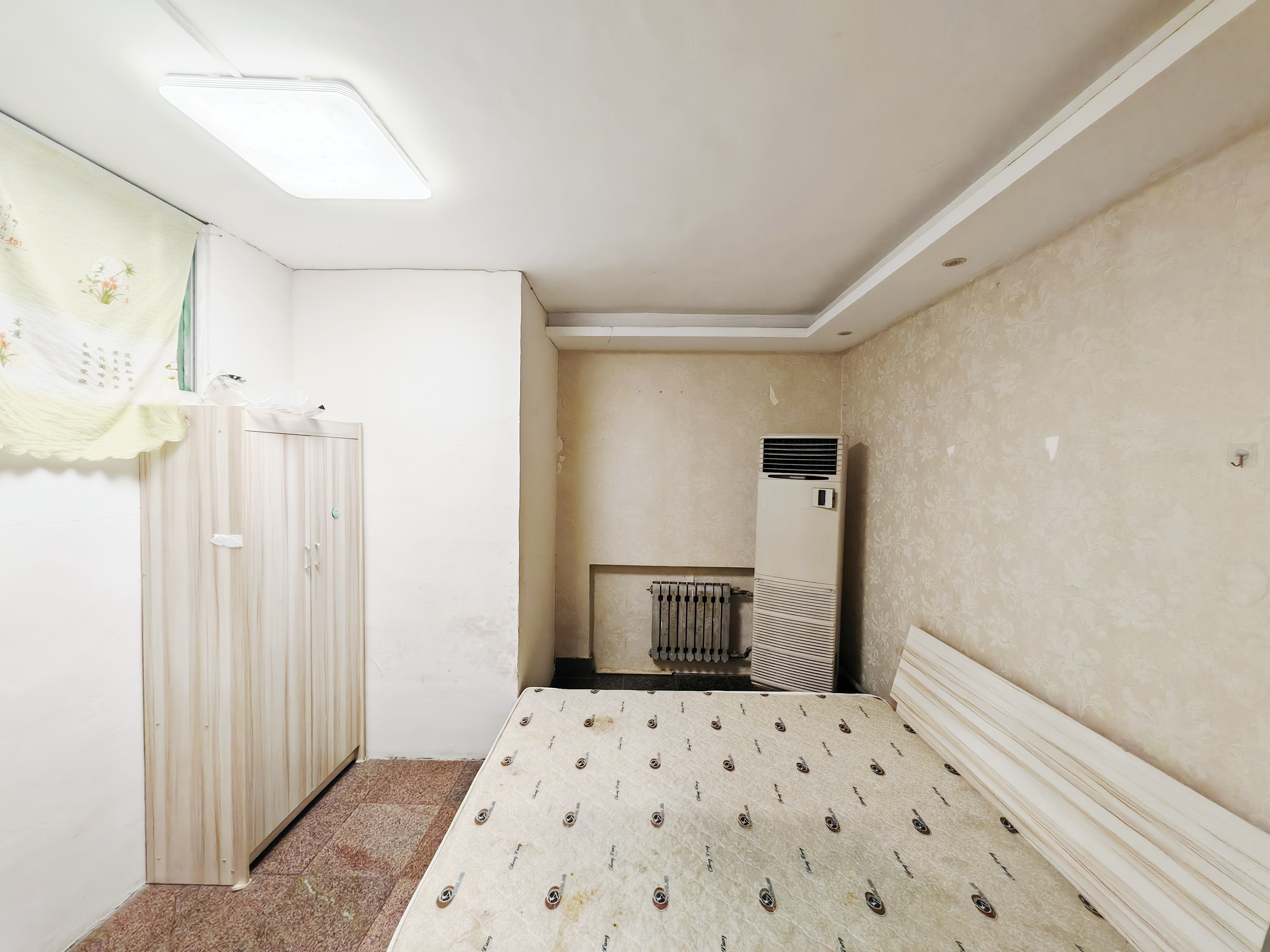  财税大厦单位宿舍 南北