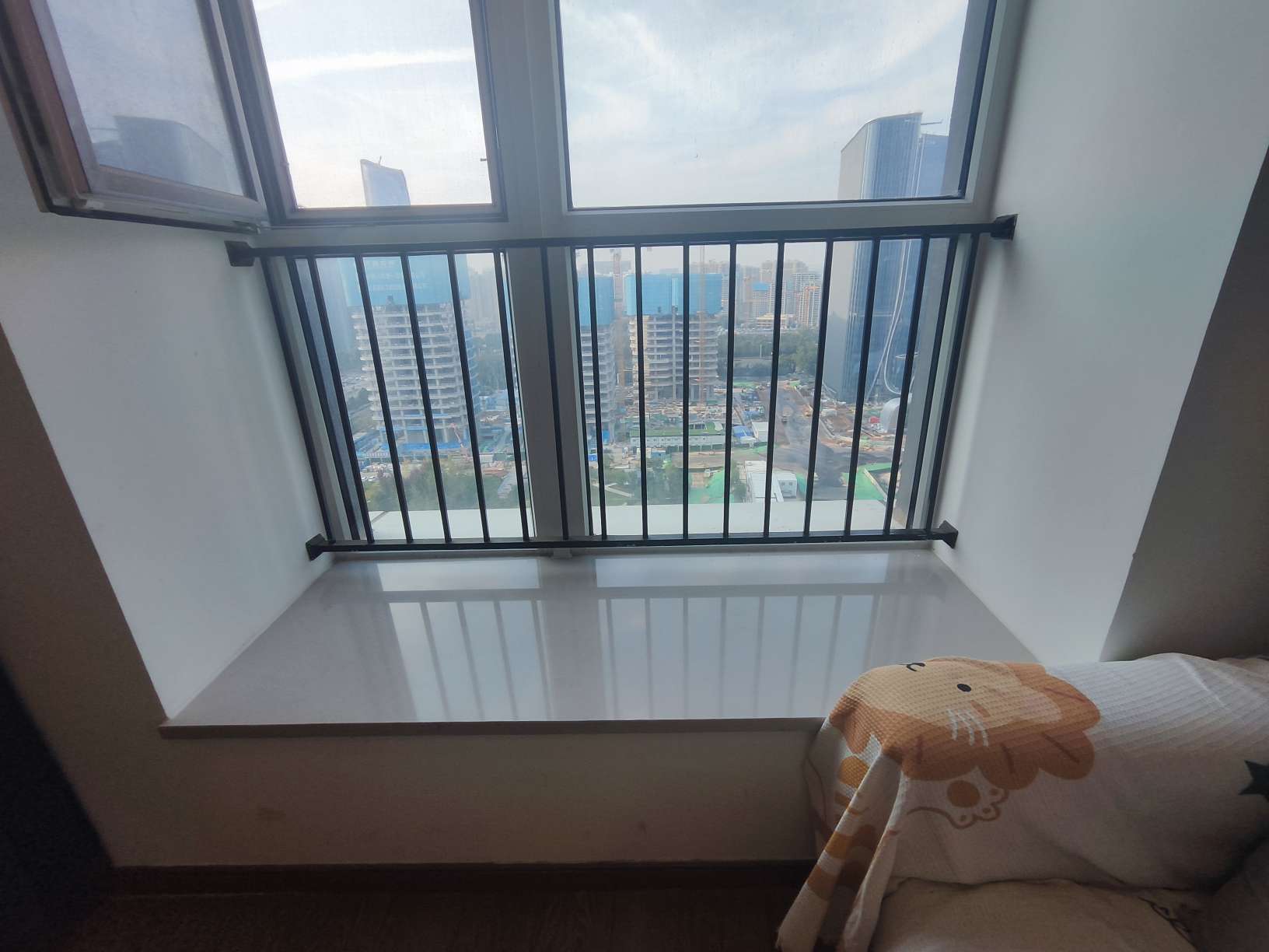 龙湖汉峪光年