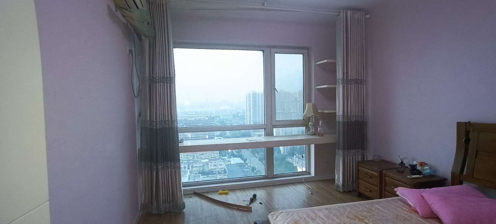 丁豪蓝调国际
