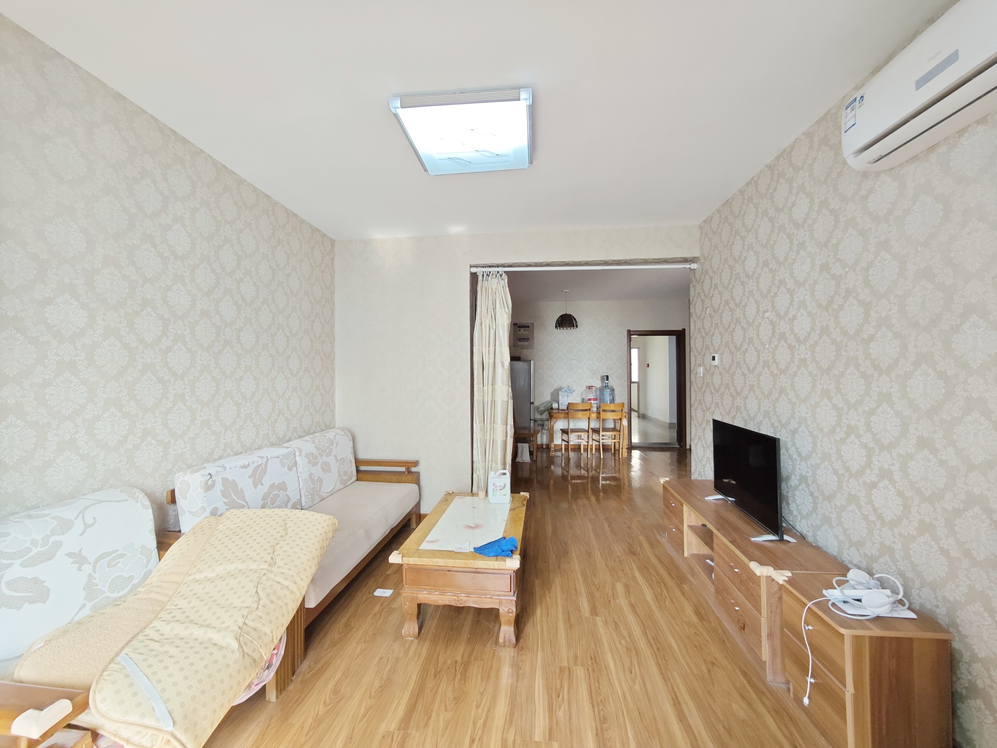 鲁邦奥林逸城东区