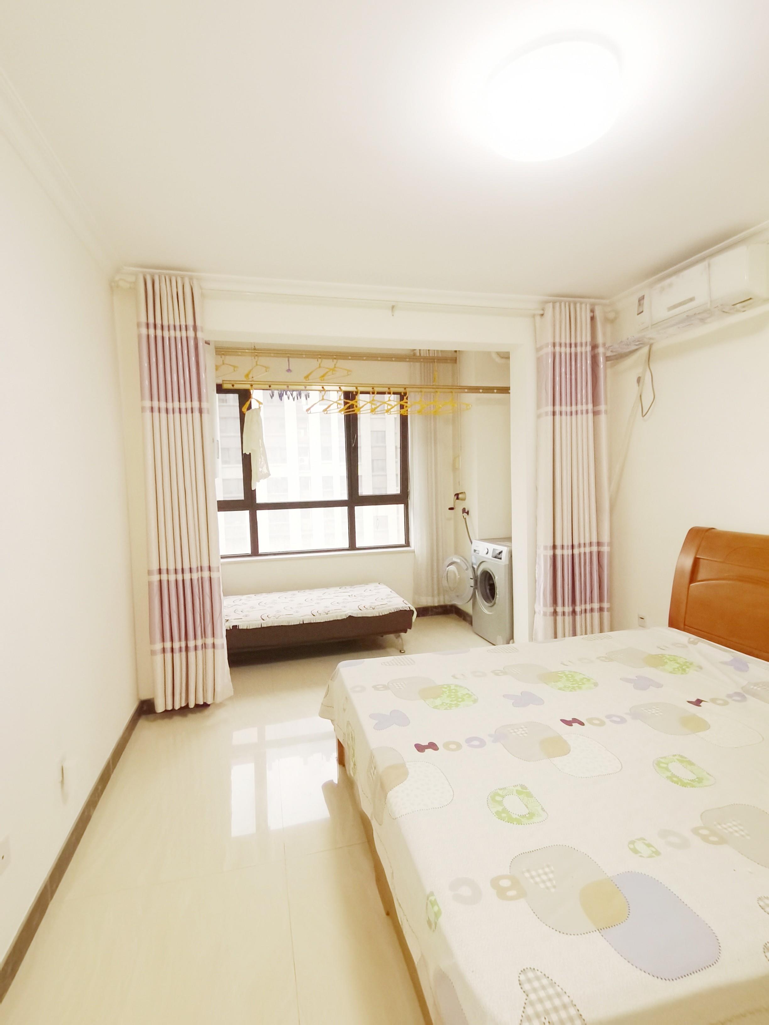 鲁邦奥林逸城东区