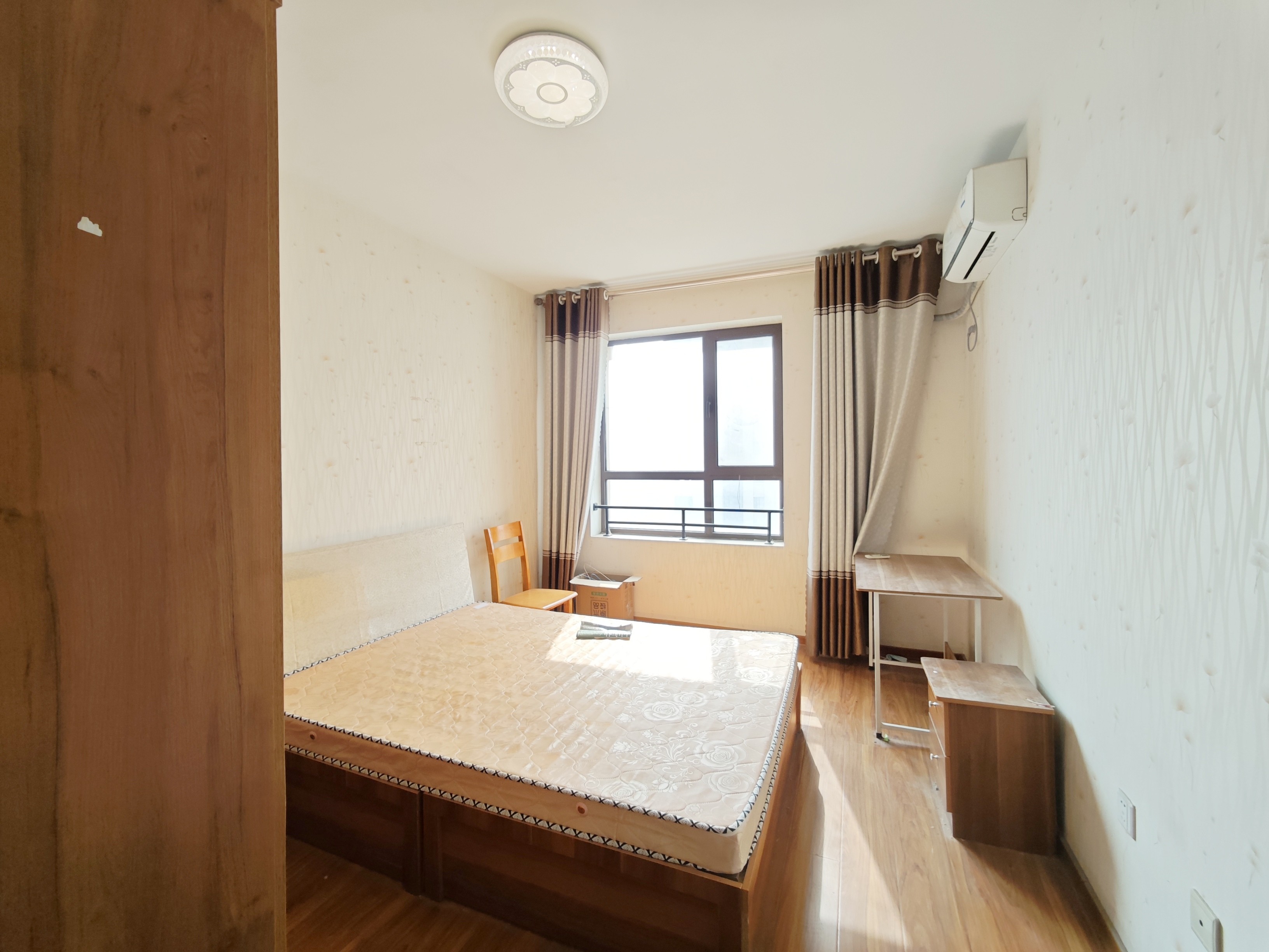 鲁邦奥林逸城东区