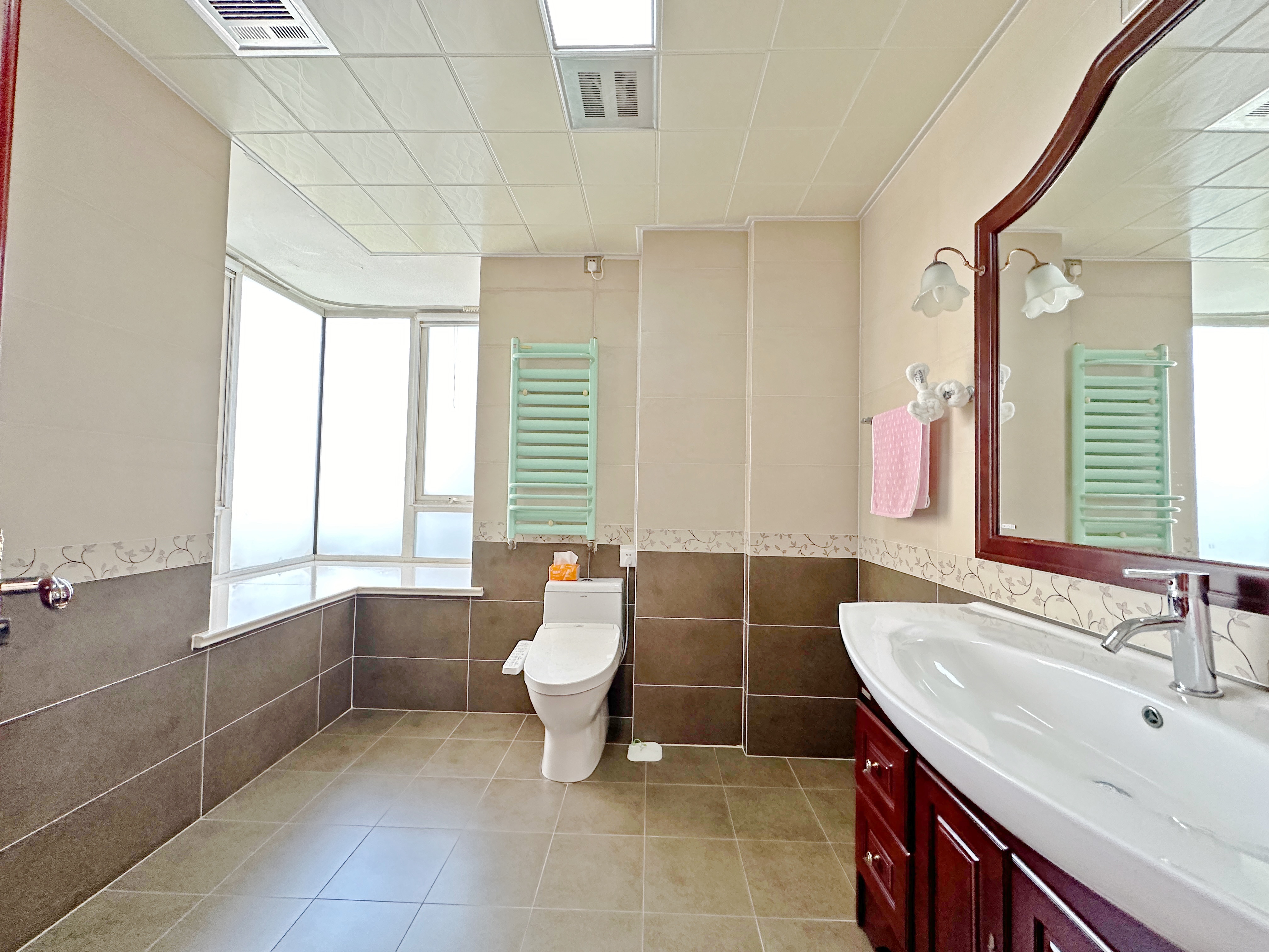 绿地新里卢浮公馆