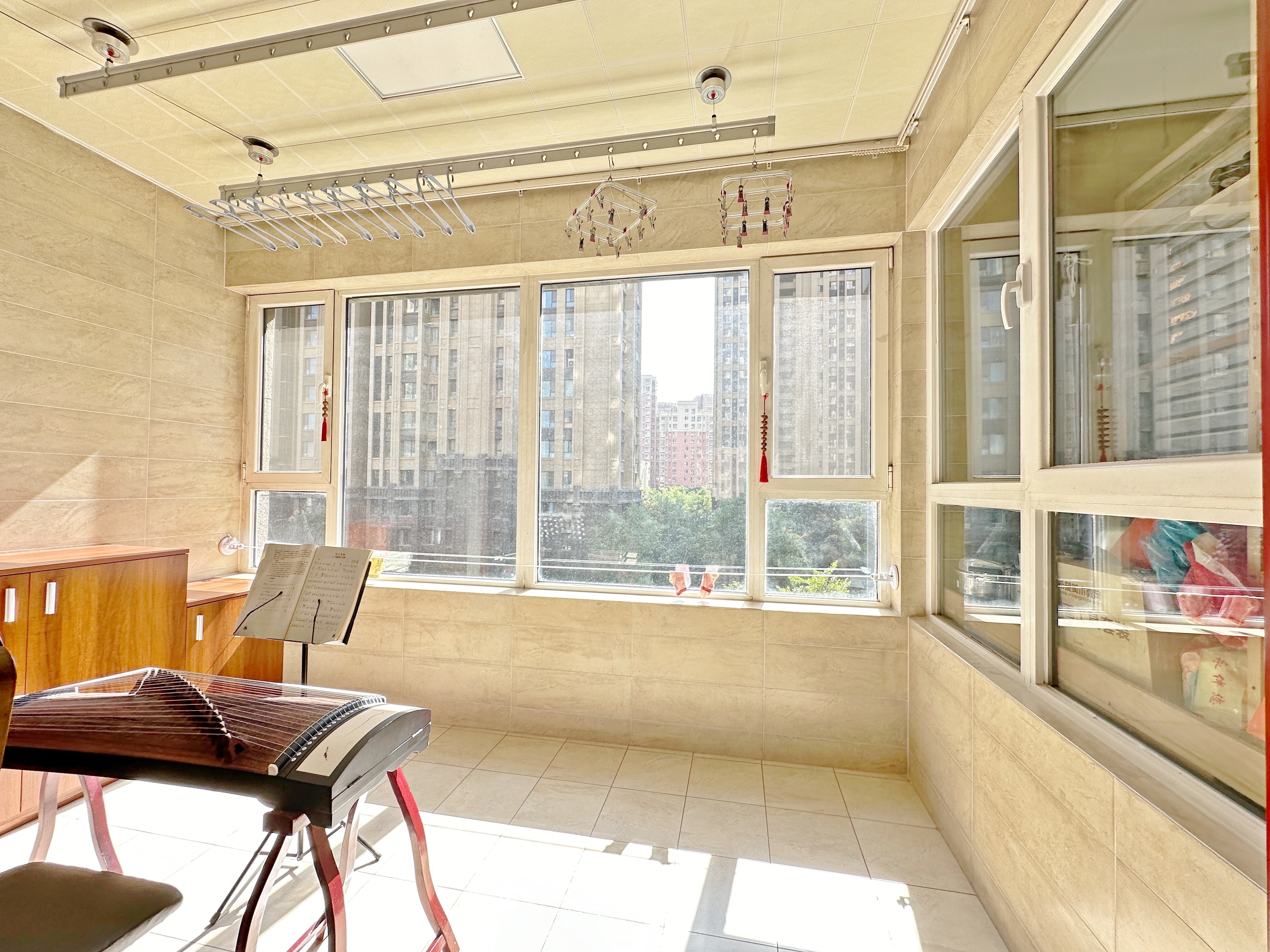 绿地新里卢浮公馆