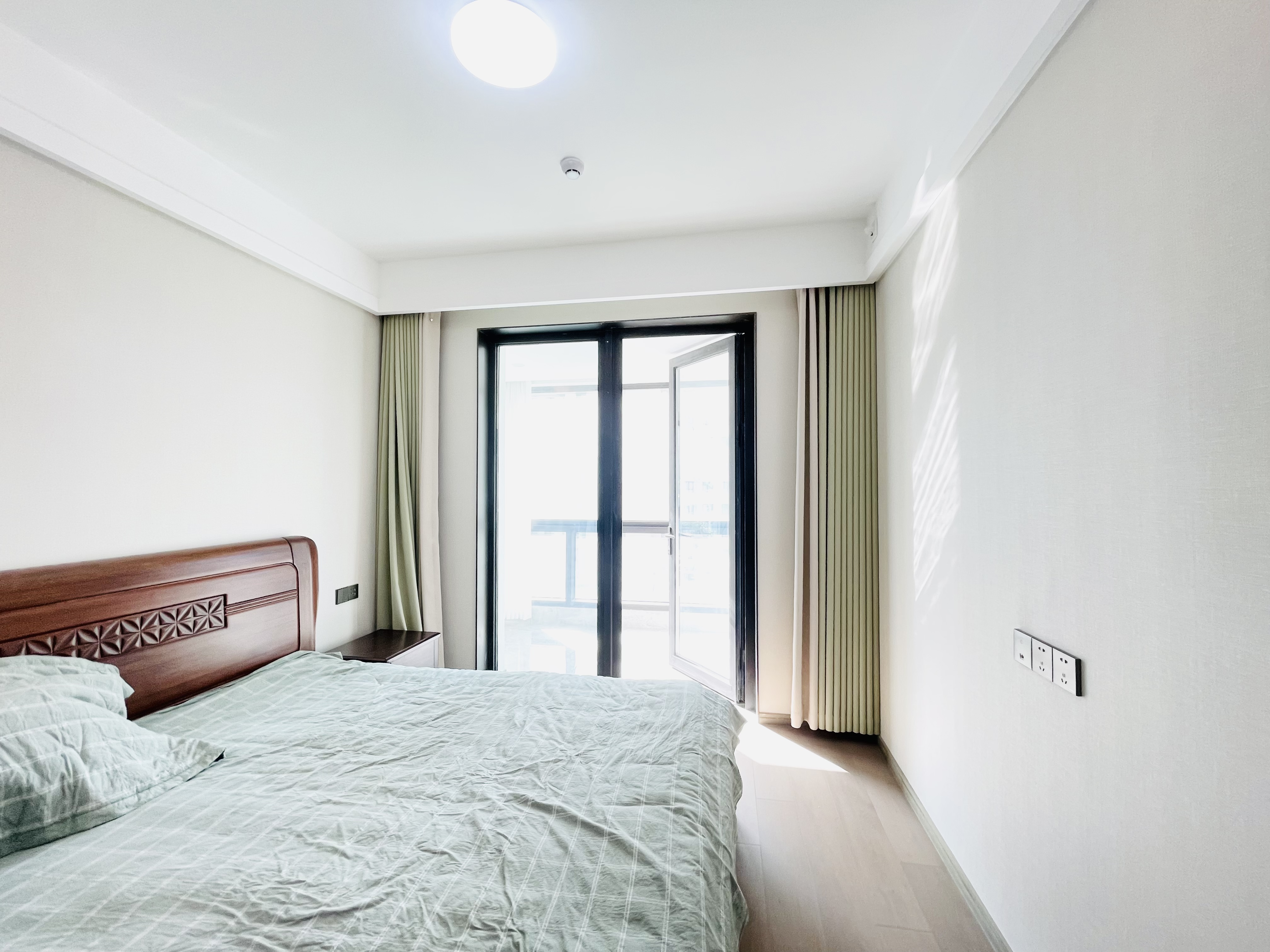 银丰玖玺城二期山和院