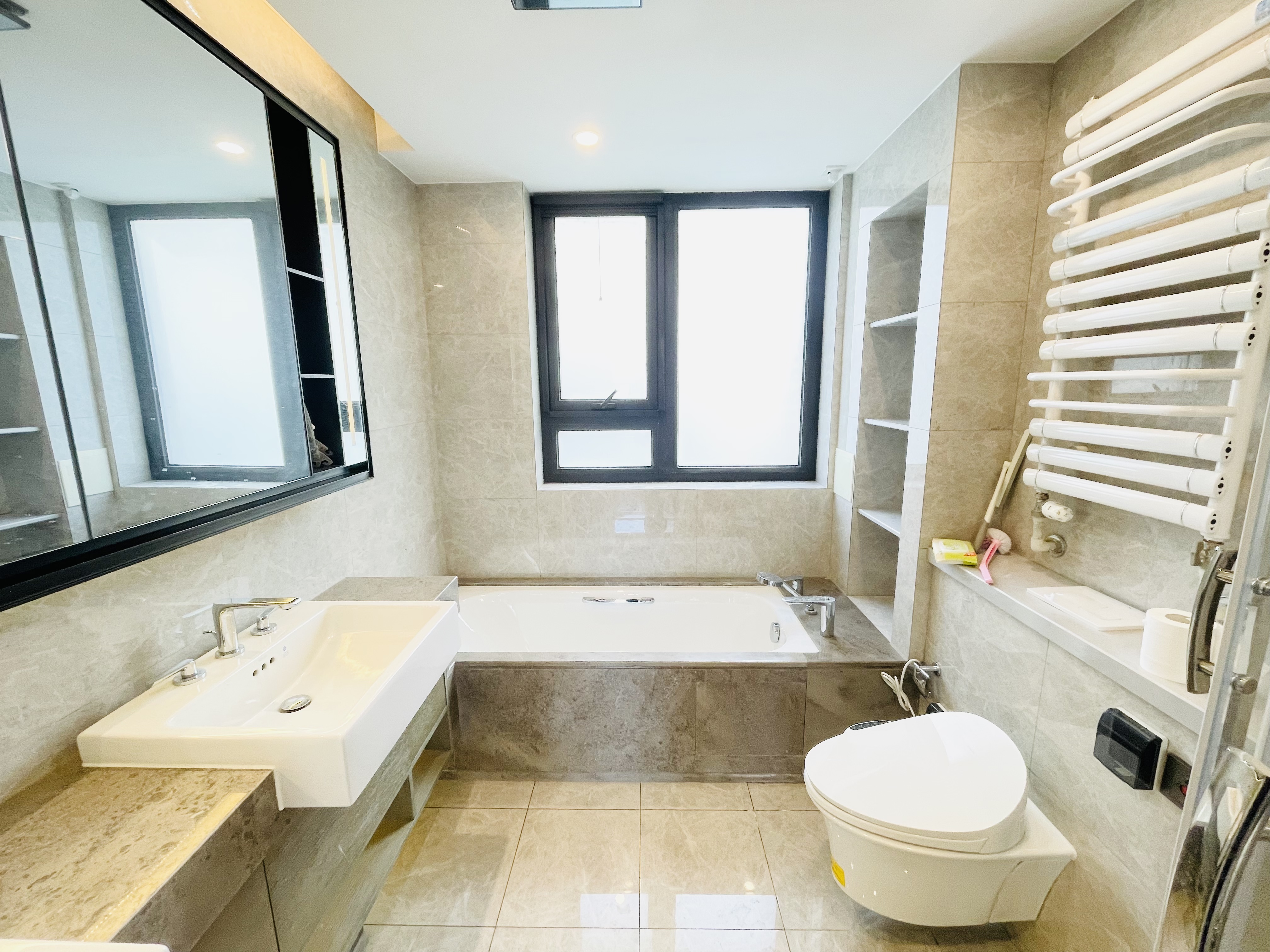 银丰玖玺城二期山和院