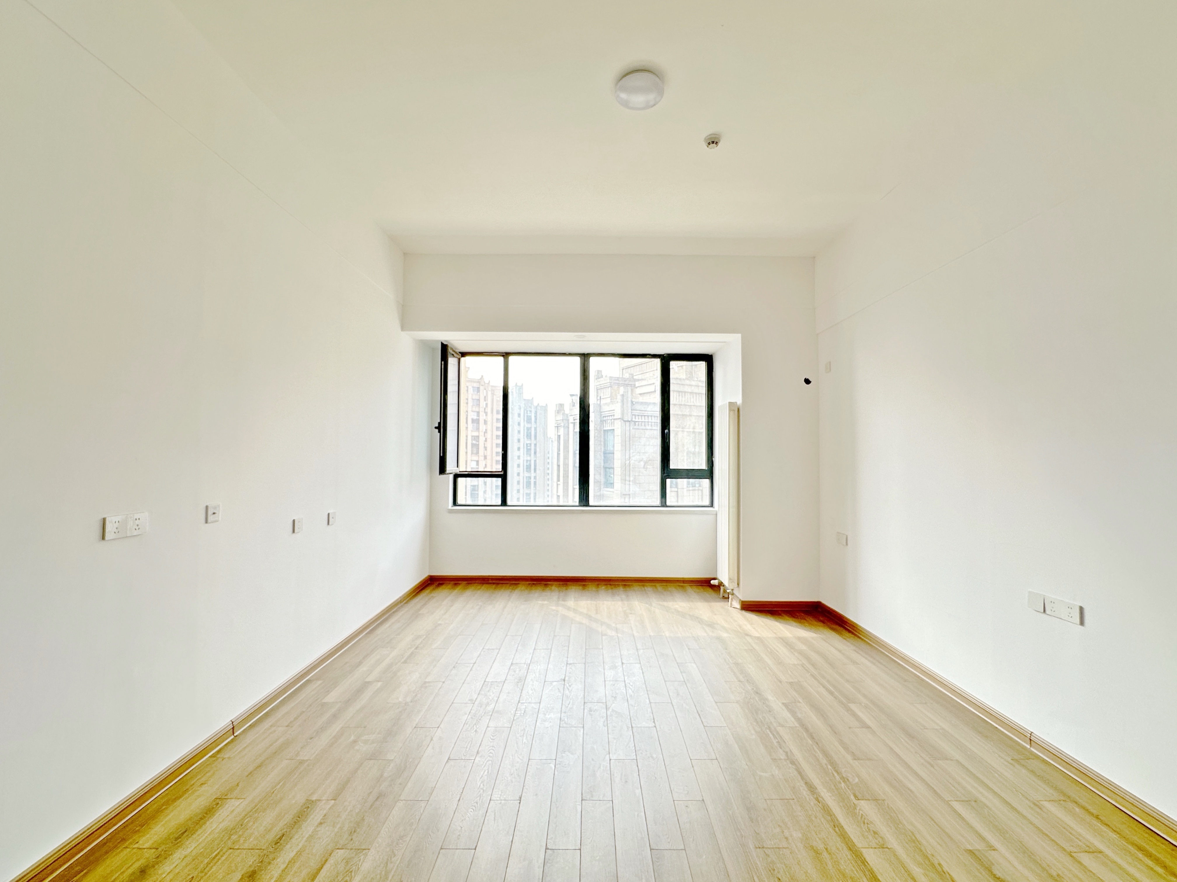 绿地卢浮云公馆