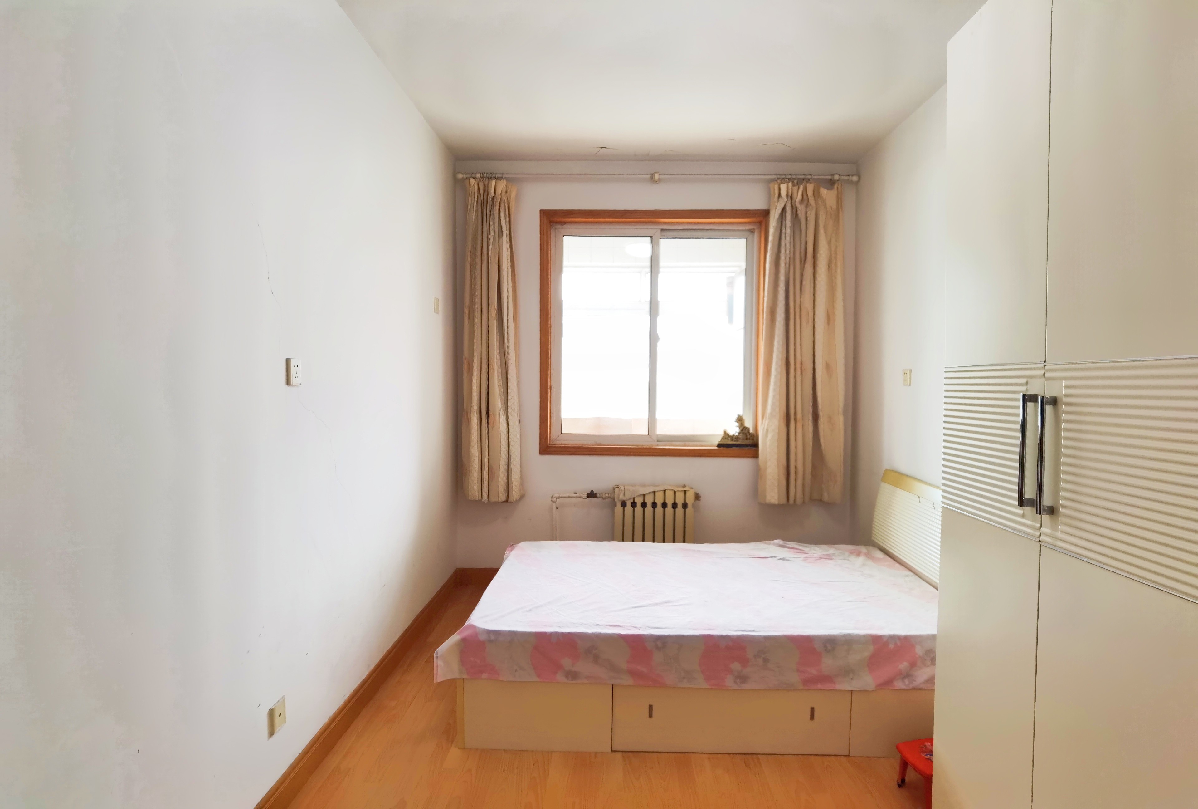 纬一路单位宿舍