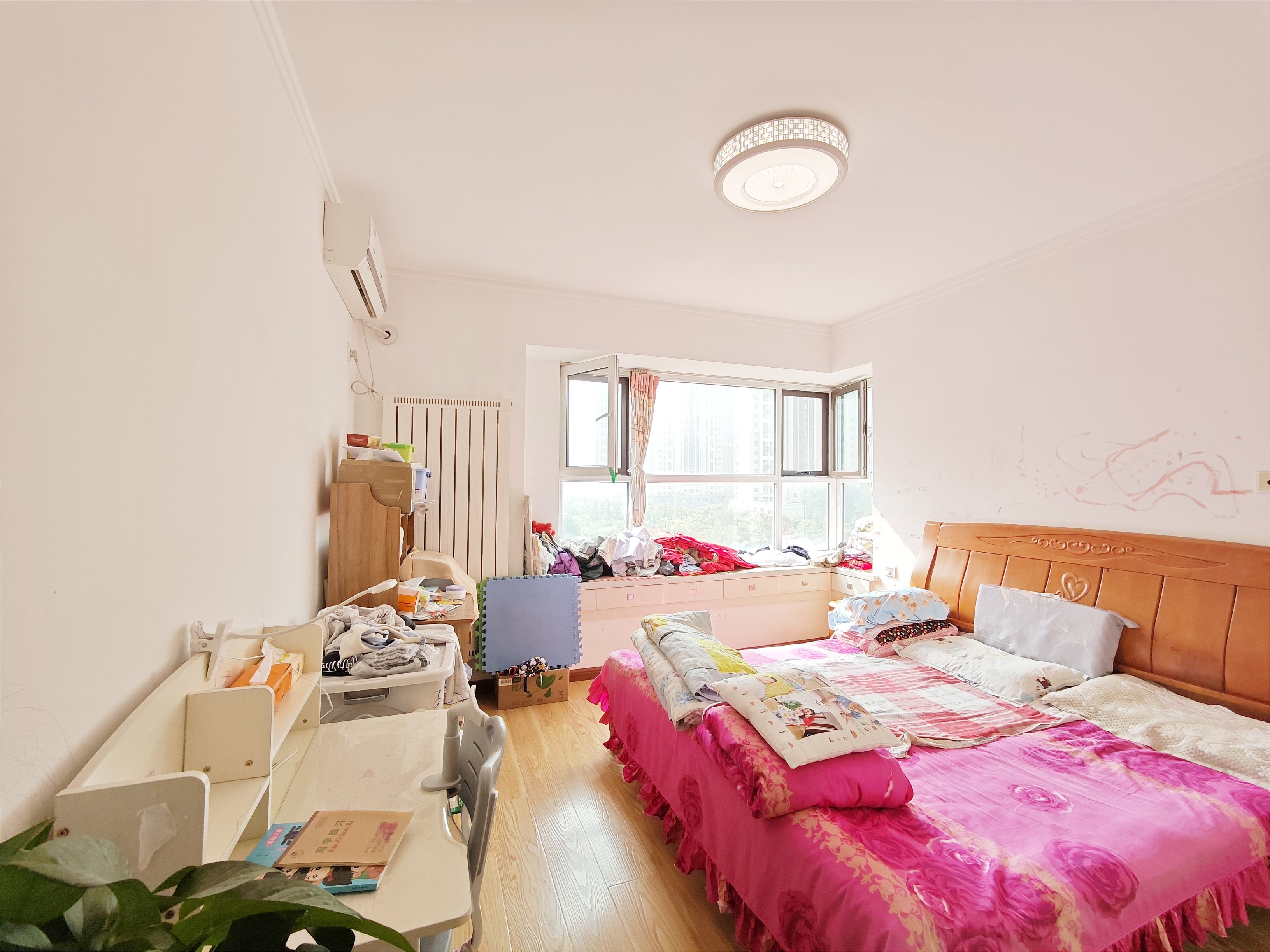 绿地新里香榭丽公馆