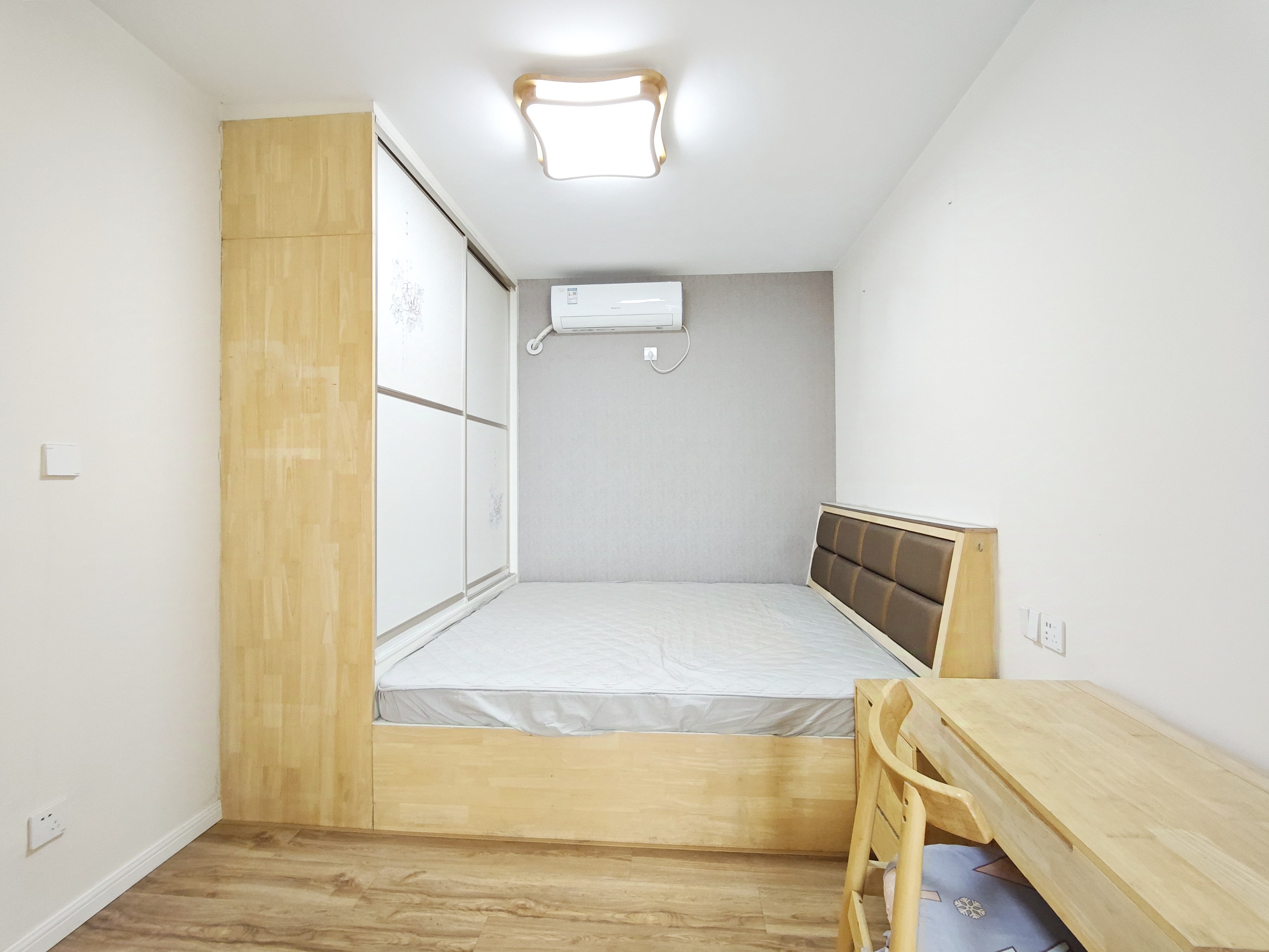 华夏金色阳光花园