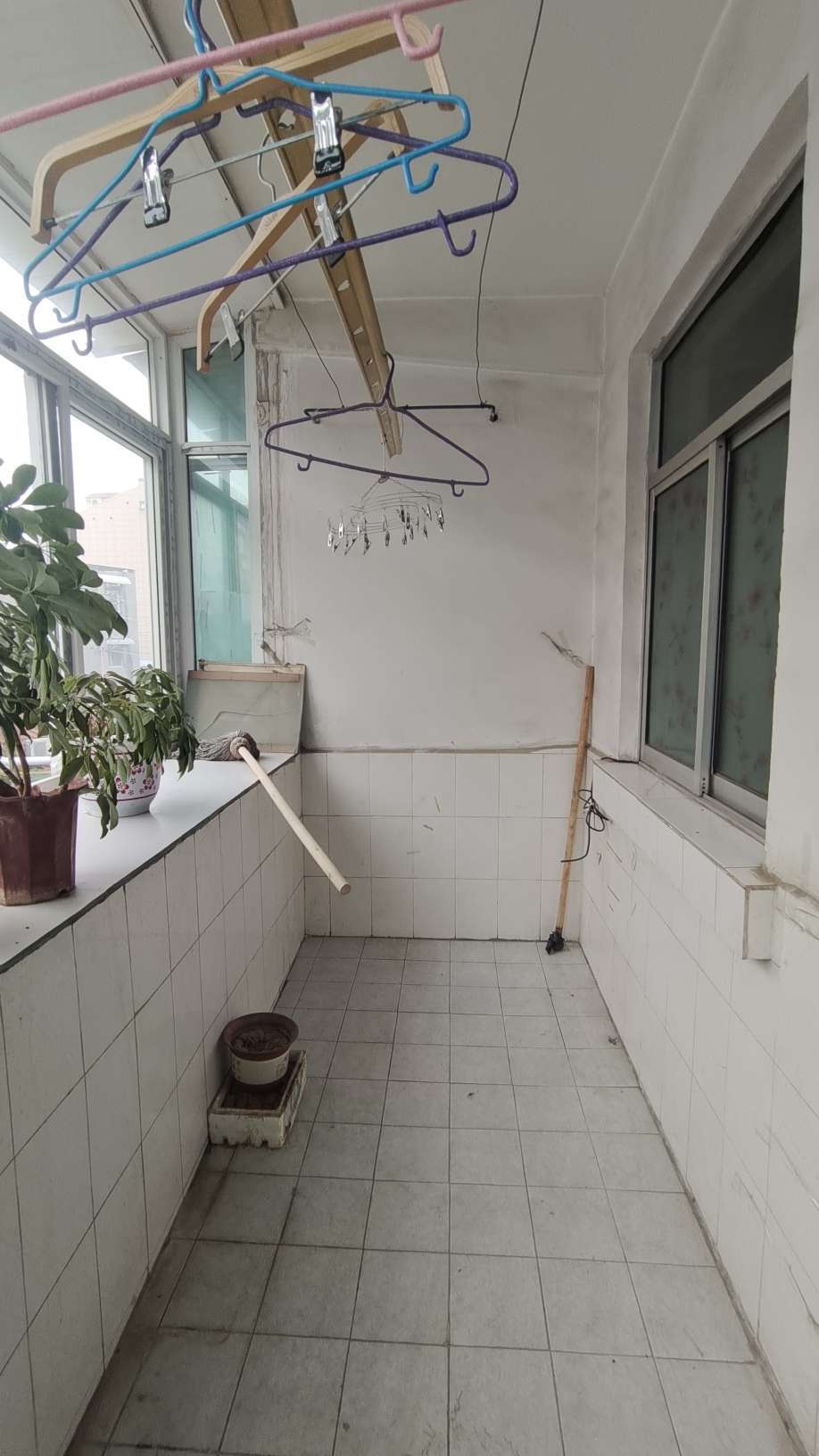 交校路路桥集团宿舍