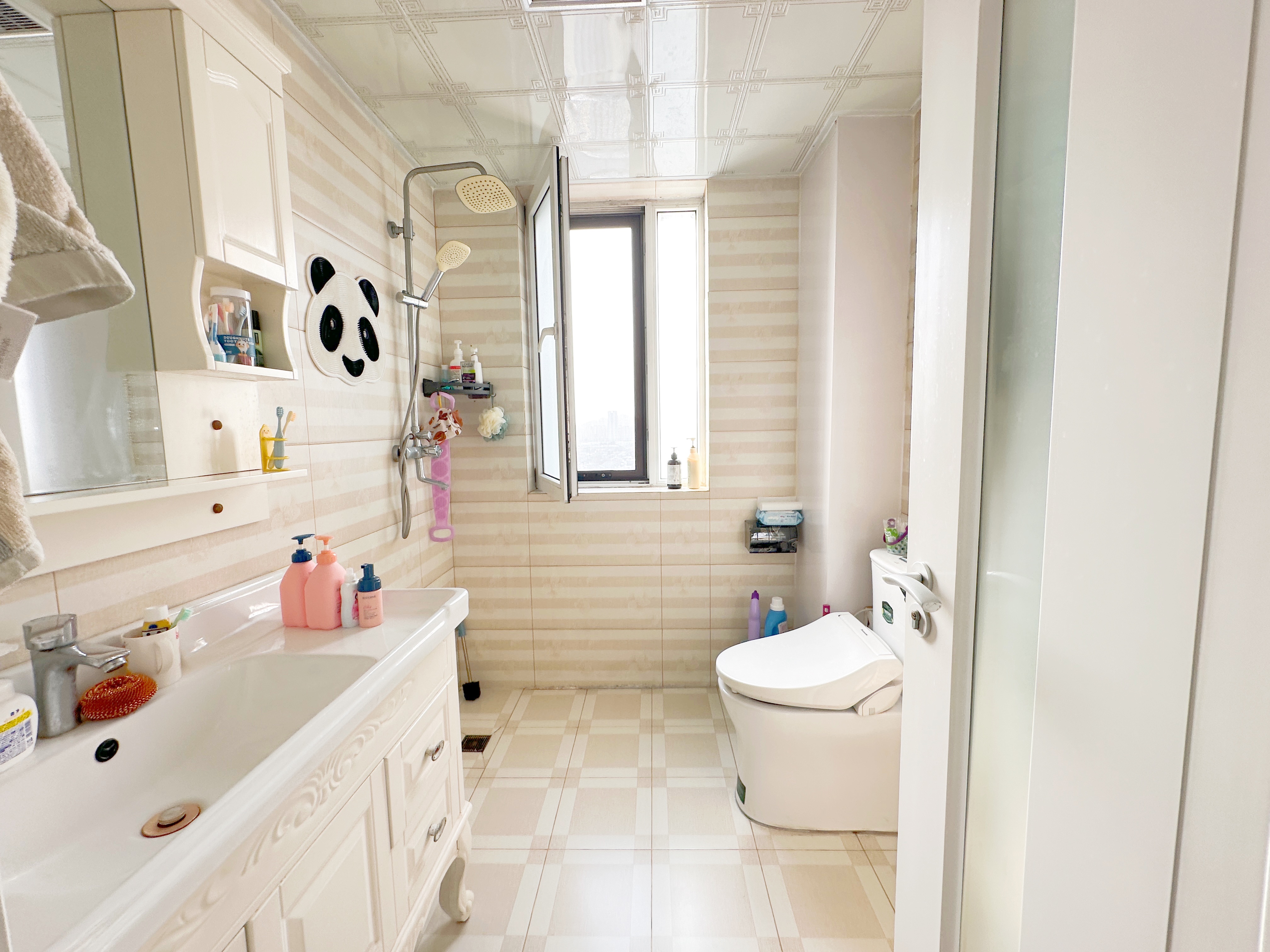 绿地新里梵尔赛公馆