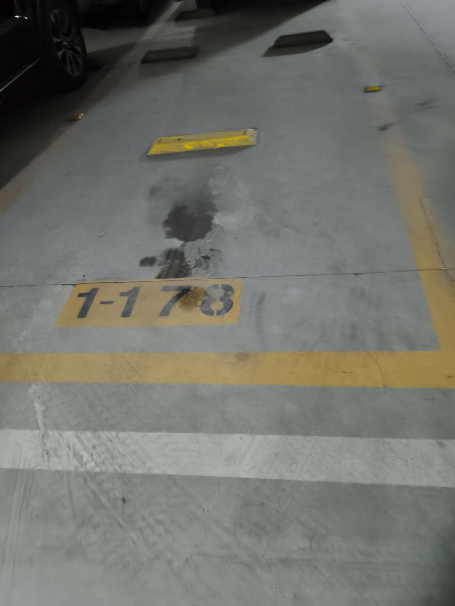 鲁能领秀城车位商铺