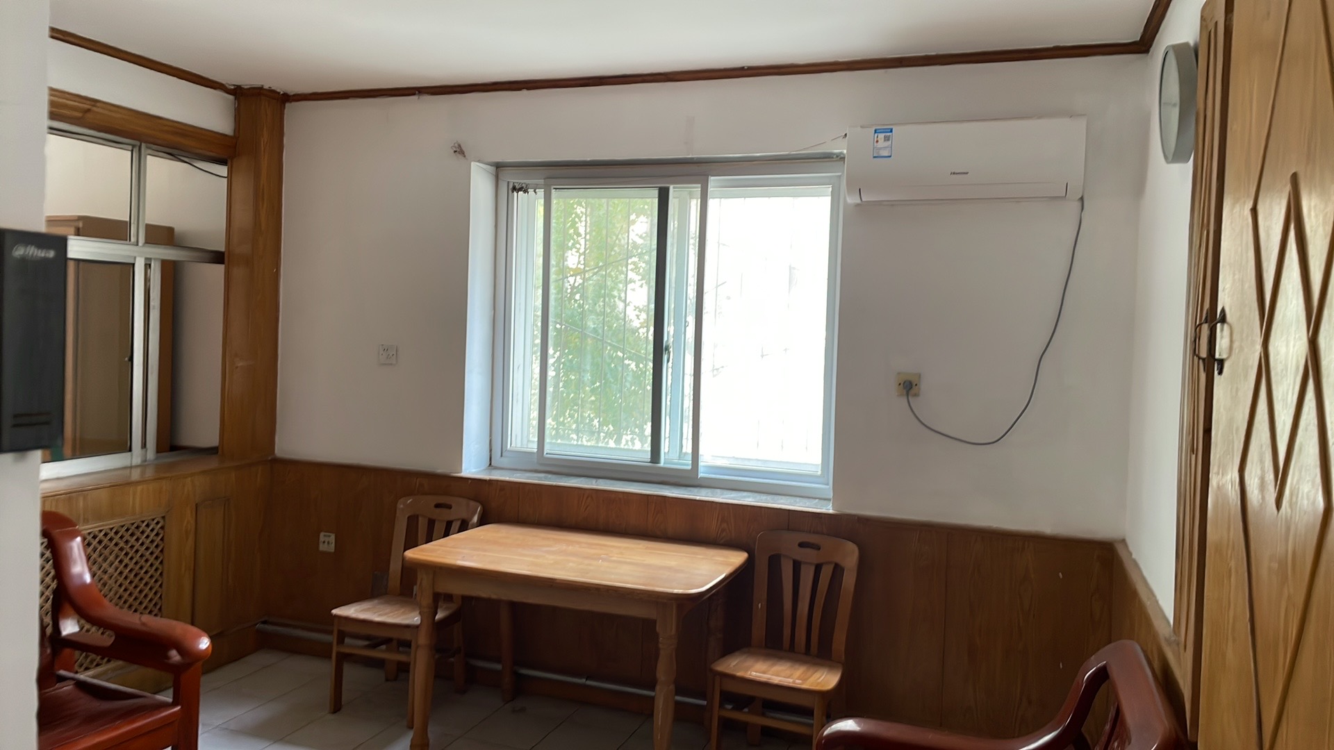整租· 省府东街20号 3室1厅 简单装修 部分家具