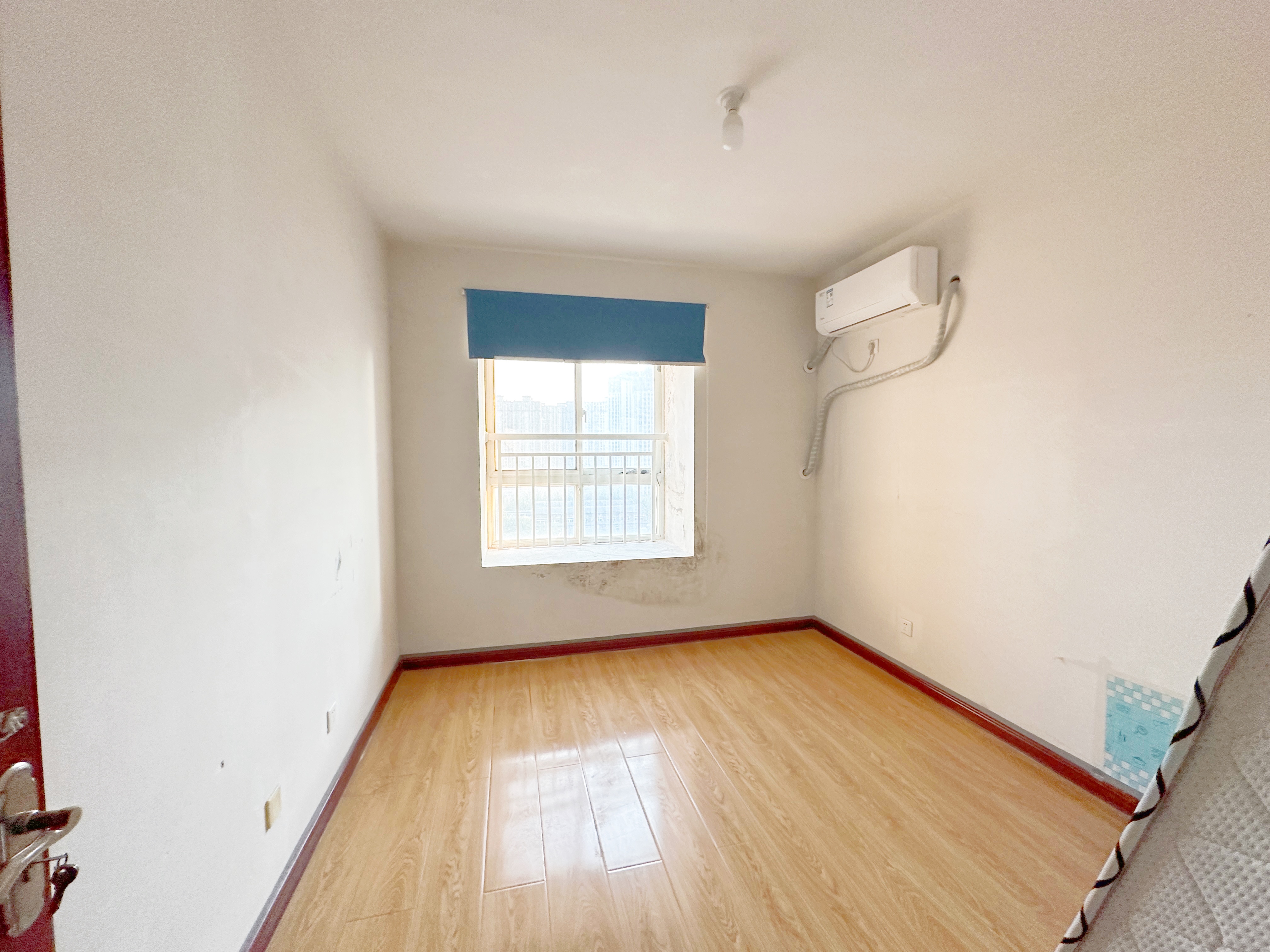 绿地新里梵尔赛公馆