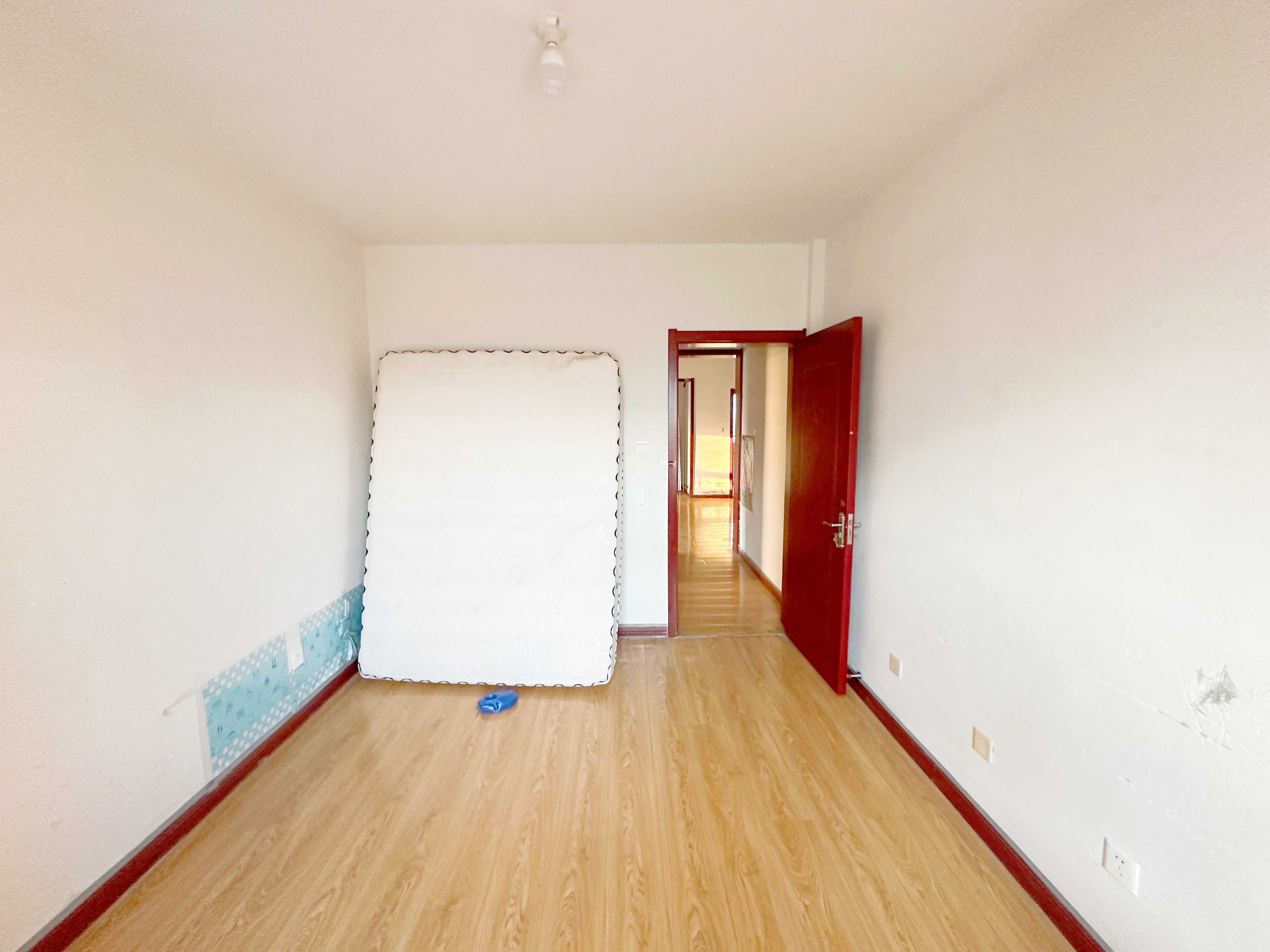 绿地新里梵尔赛公馆