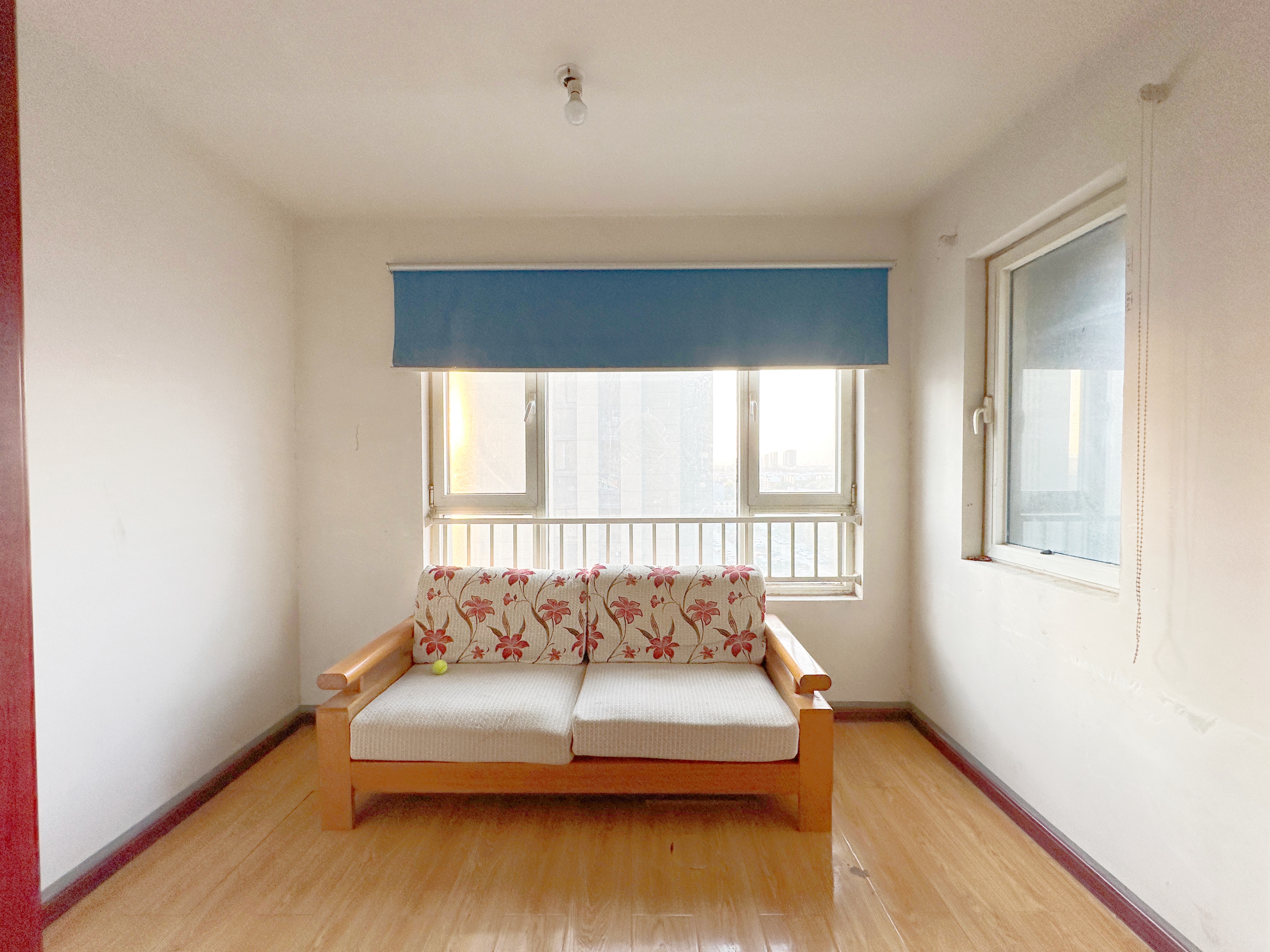 绿地新里梵尔赛公馆