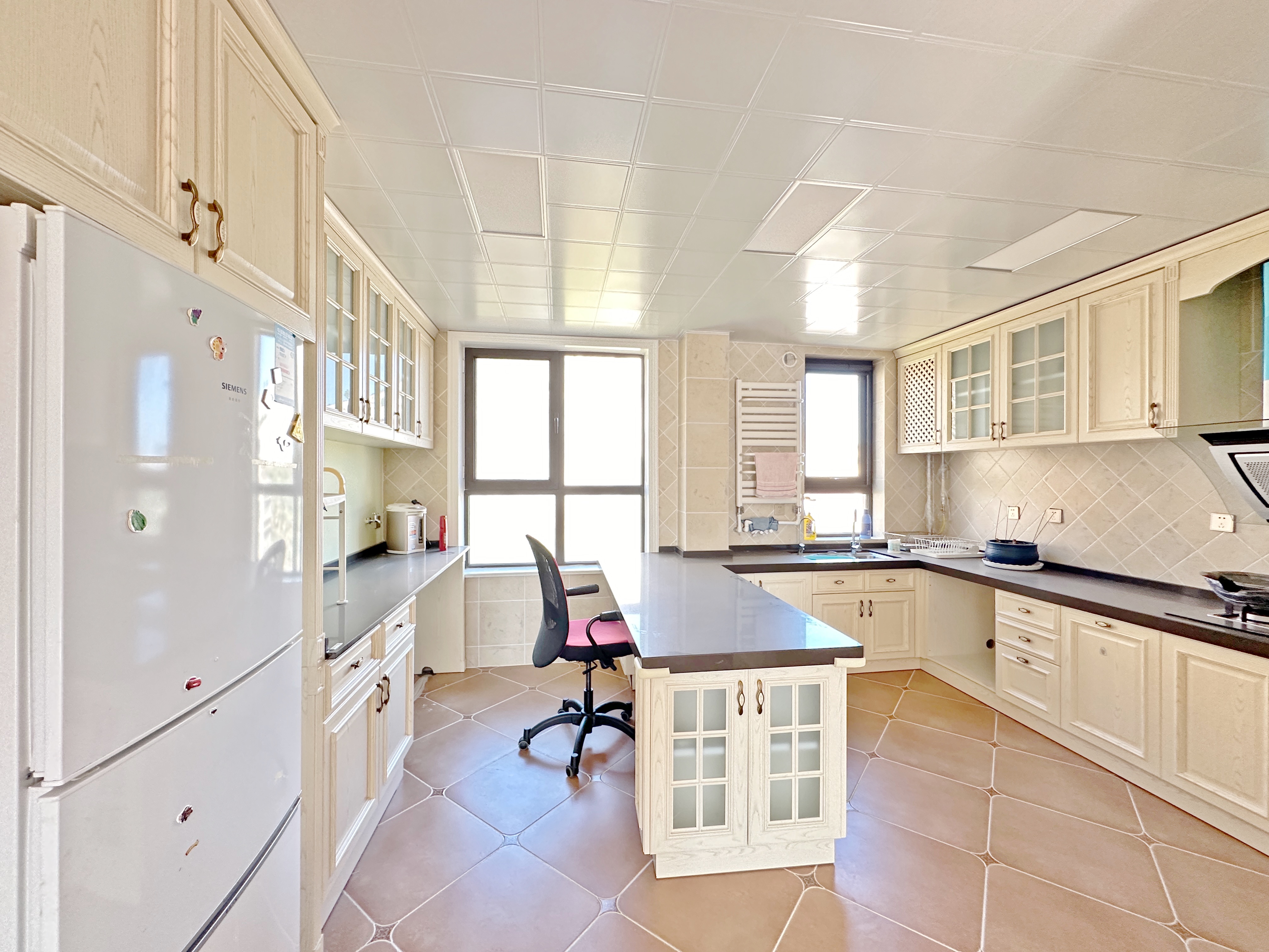 中海国际社区（铂宫别墅B2）