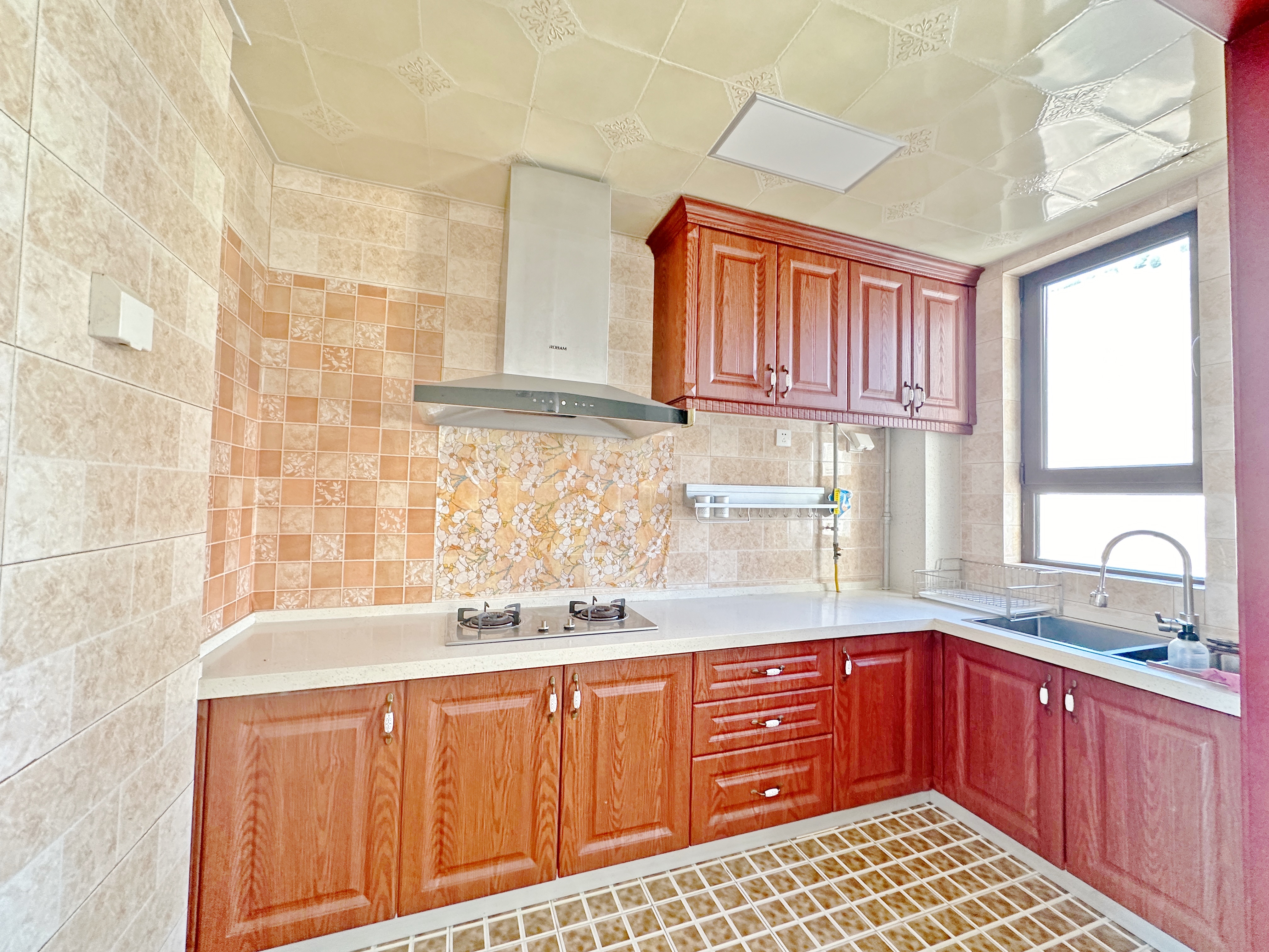 中海国际社区（御峰官邸B4）