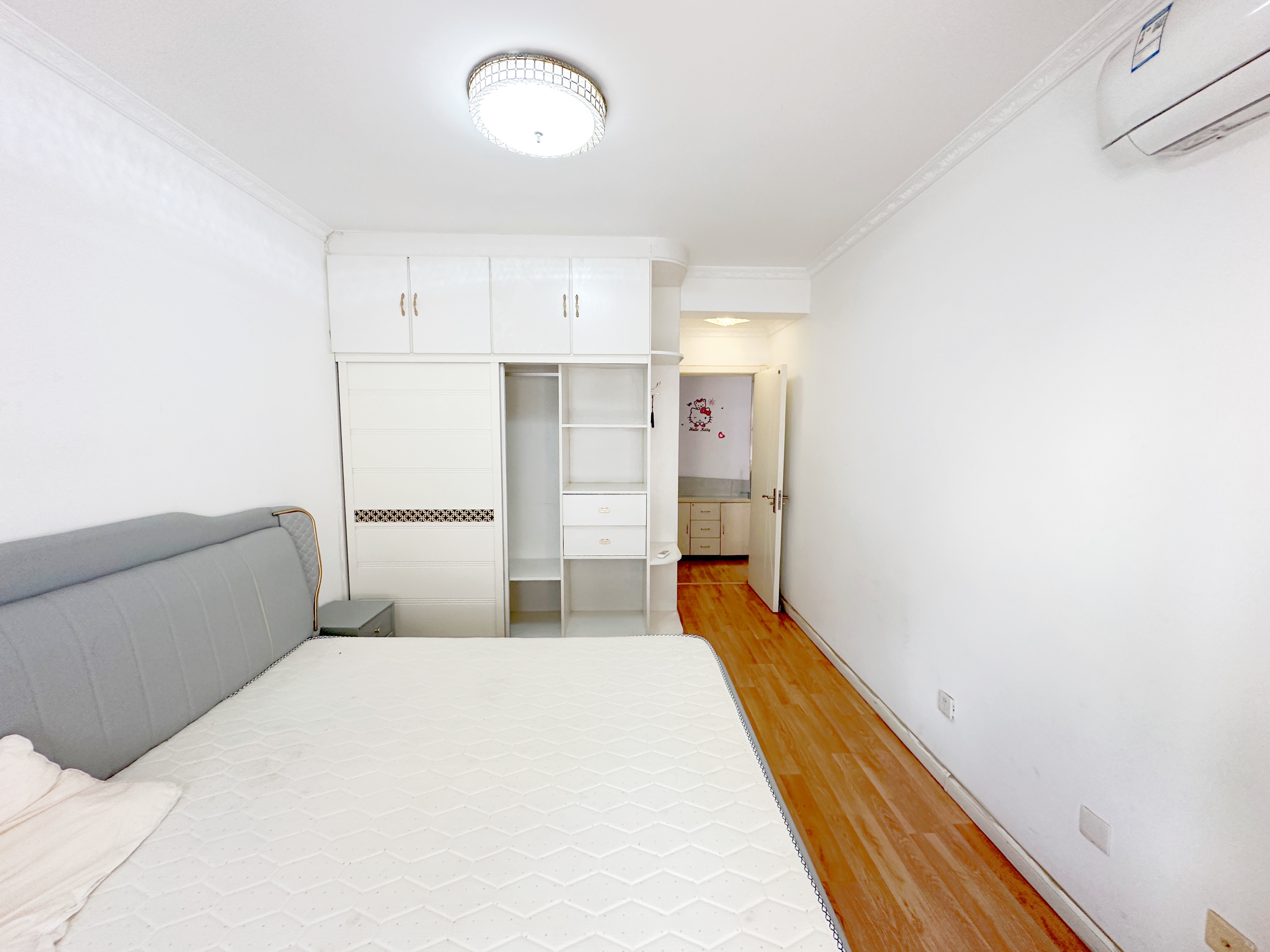 绿地新里梵尔赛公馆