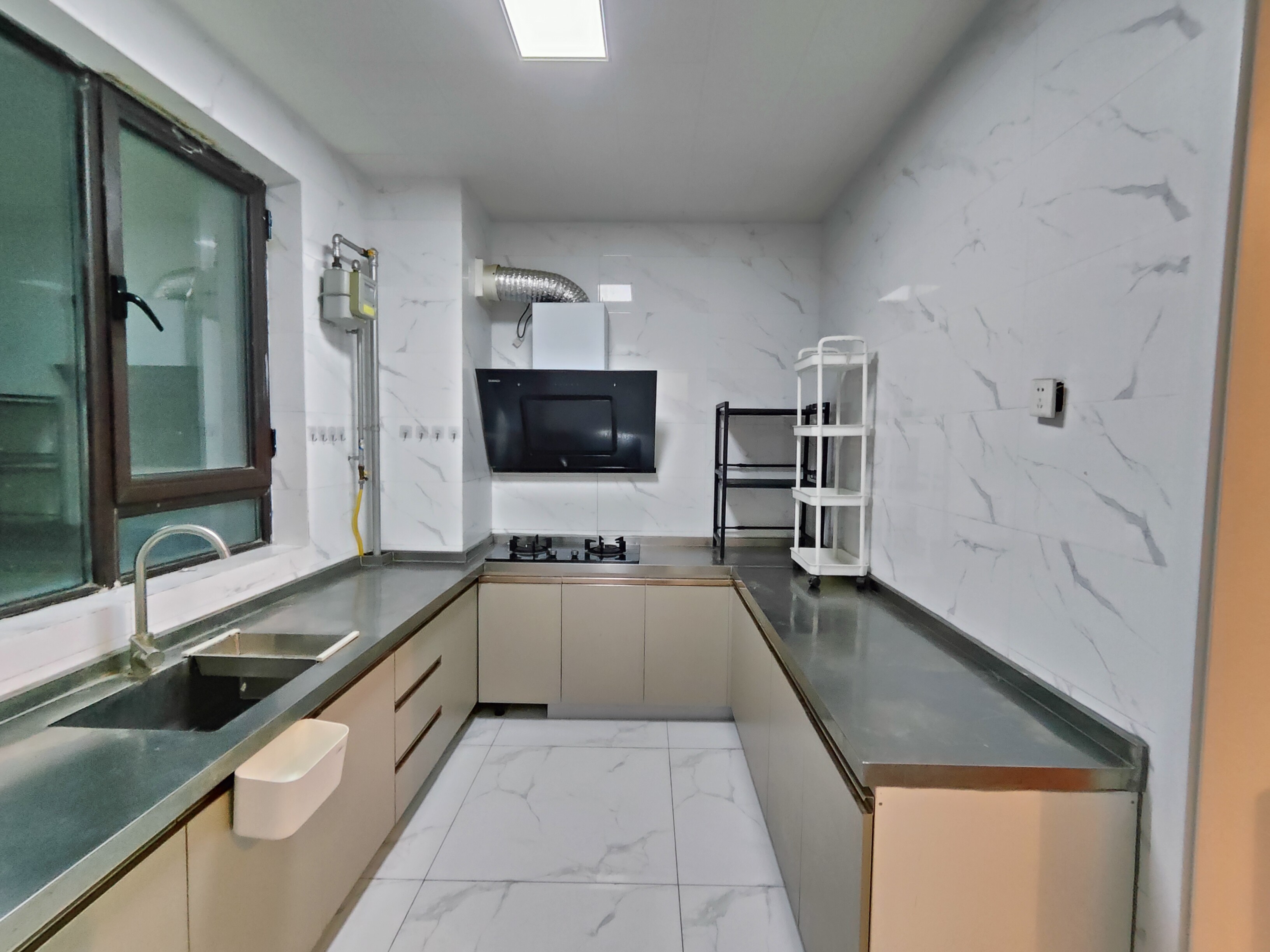 海尔云世界滟澜公馆花园