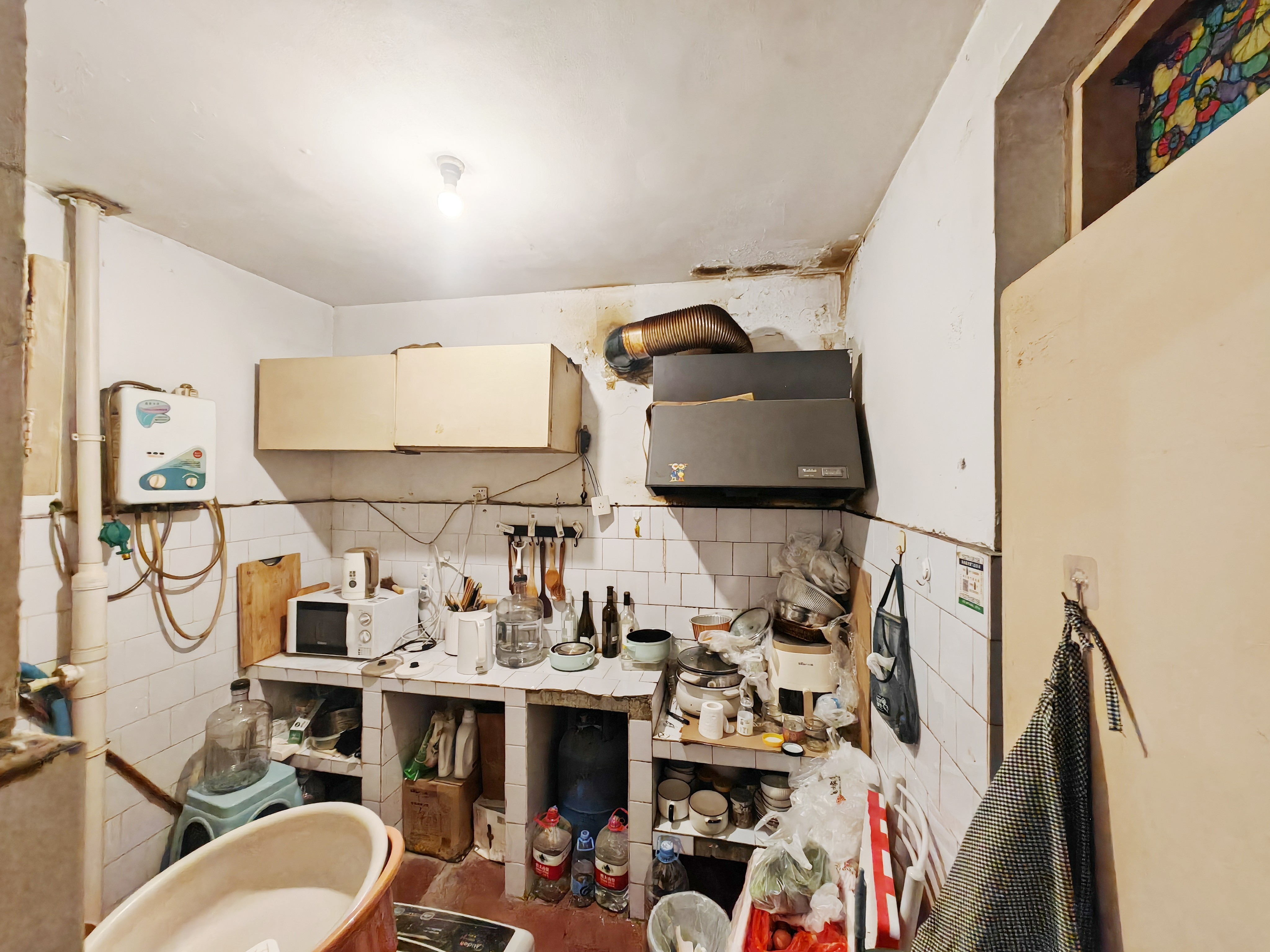 南券门巷小区(趵突泉南路16号)