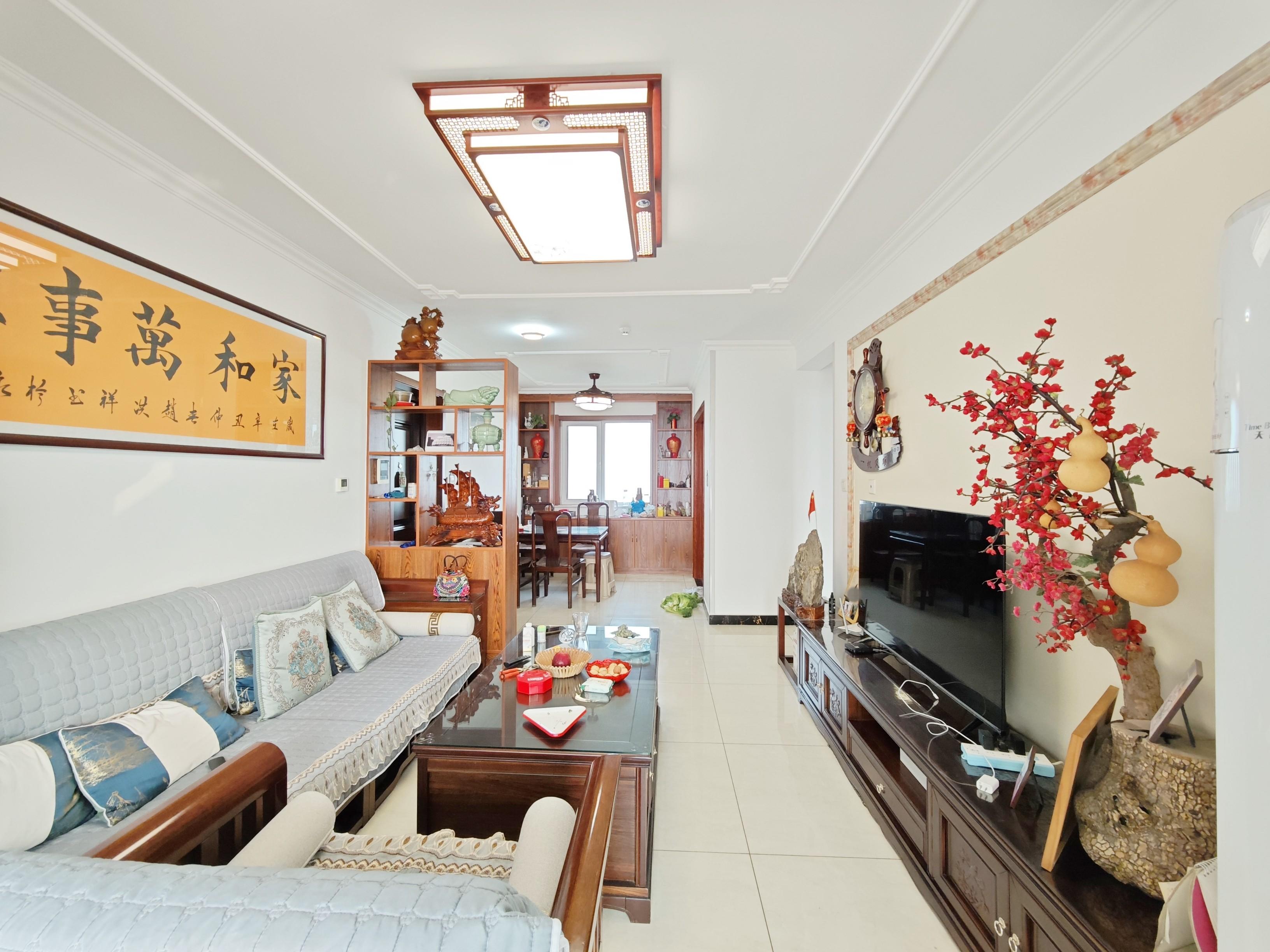 绿地新里香榭丽公馆