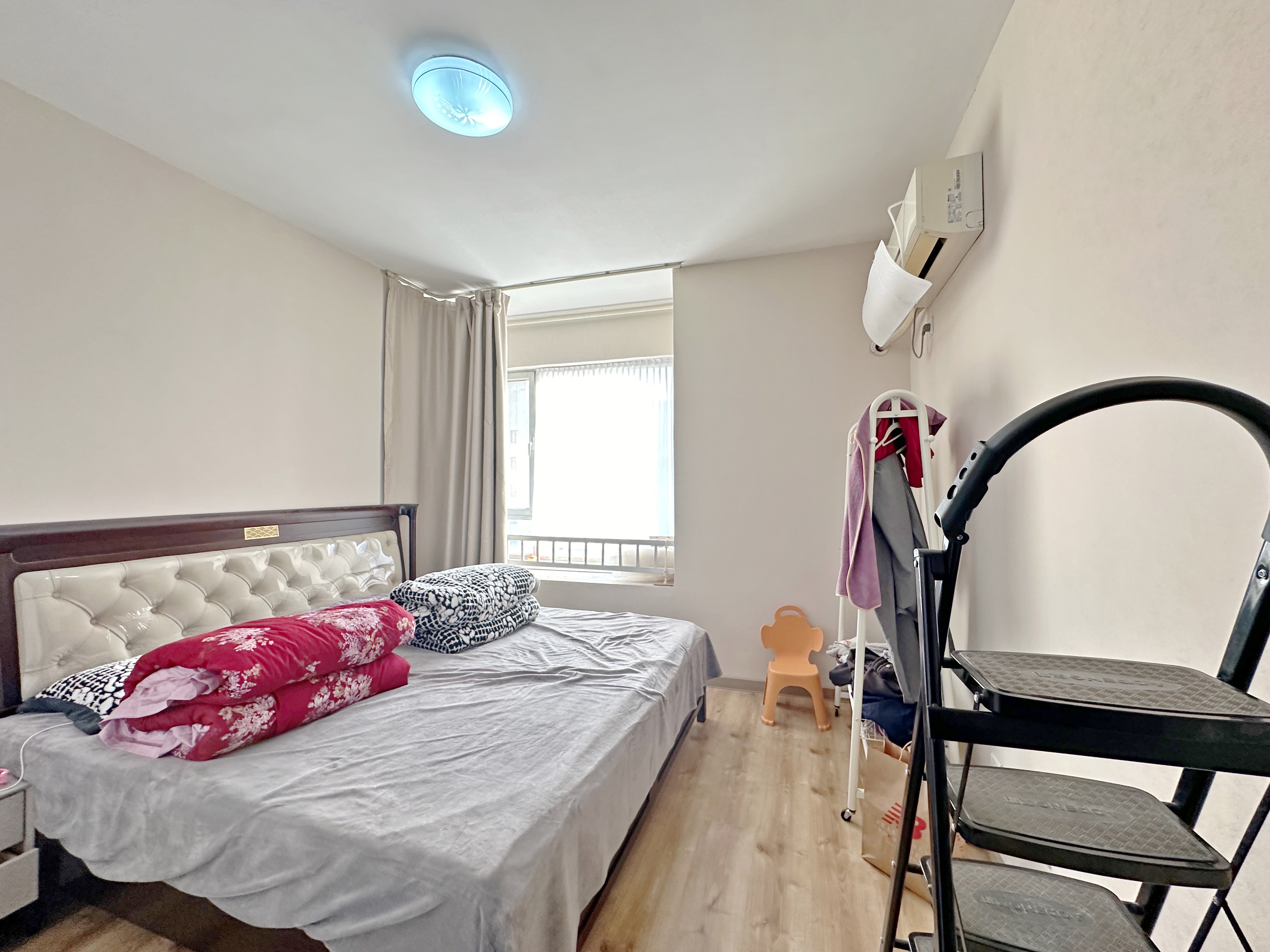 绿地新里卢浮公馆