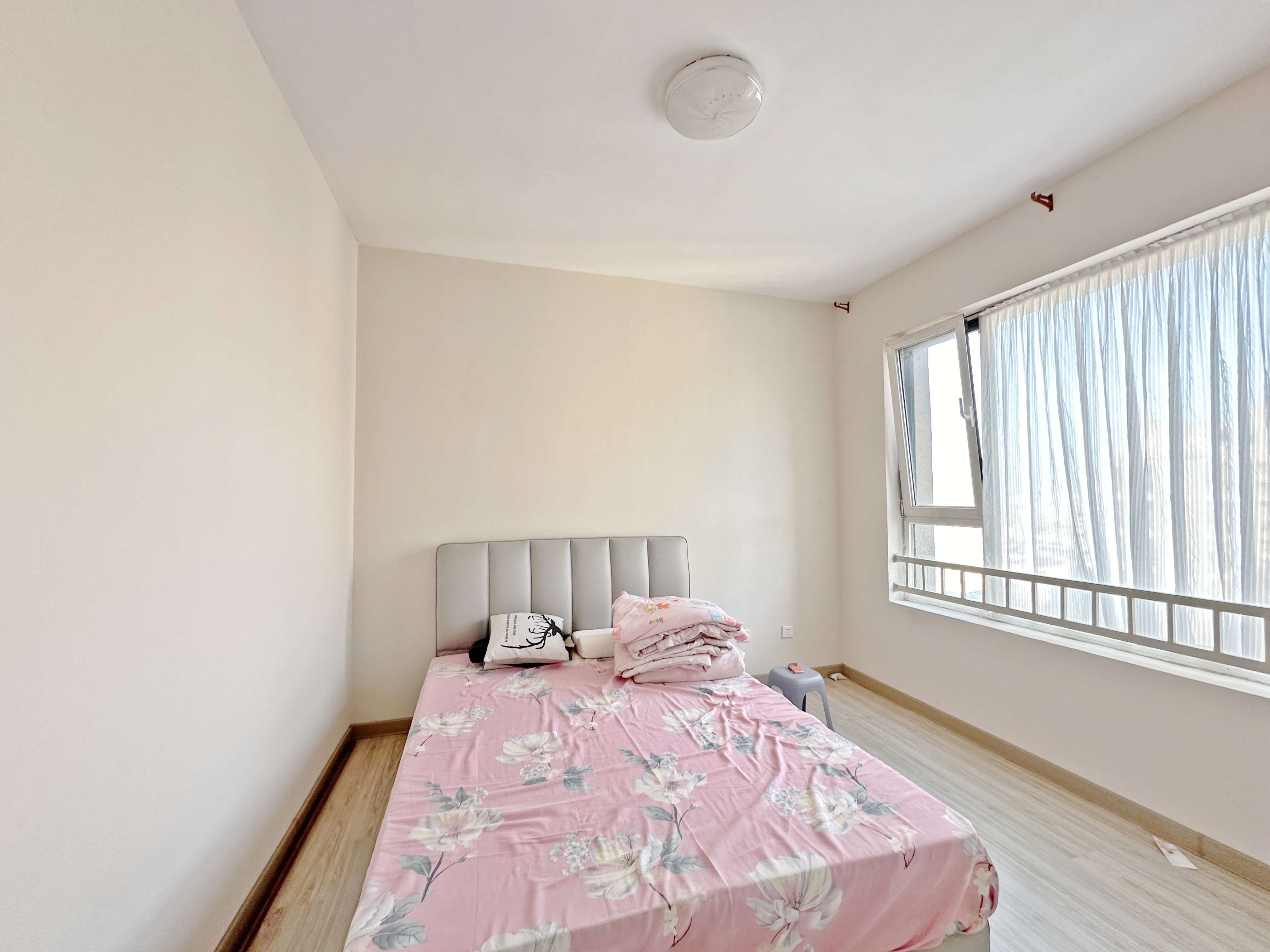 绿地新里卢浮公馆