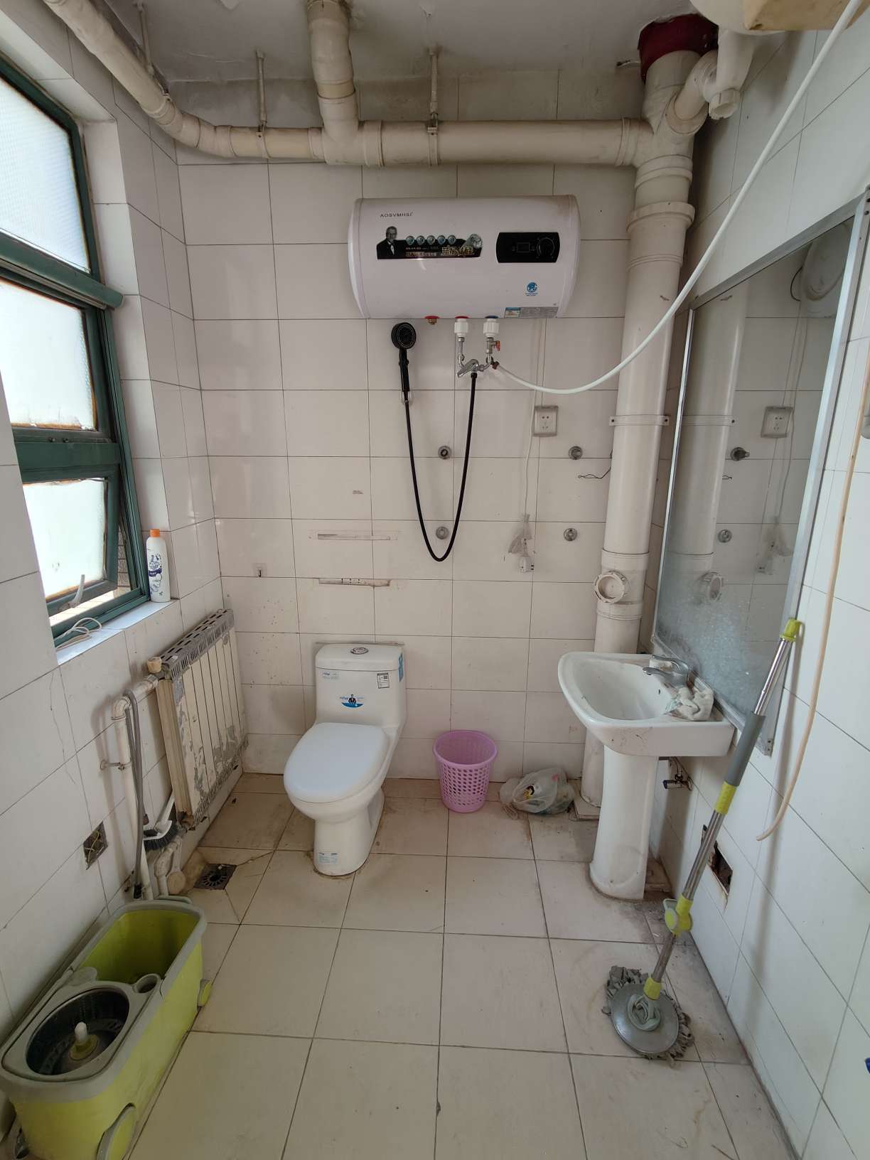 嘉馨现代逸居