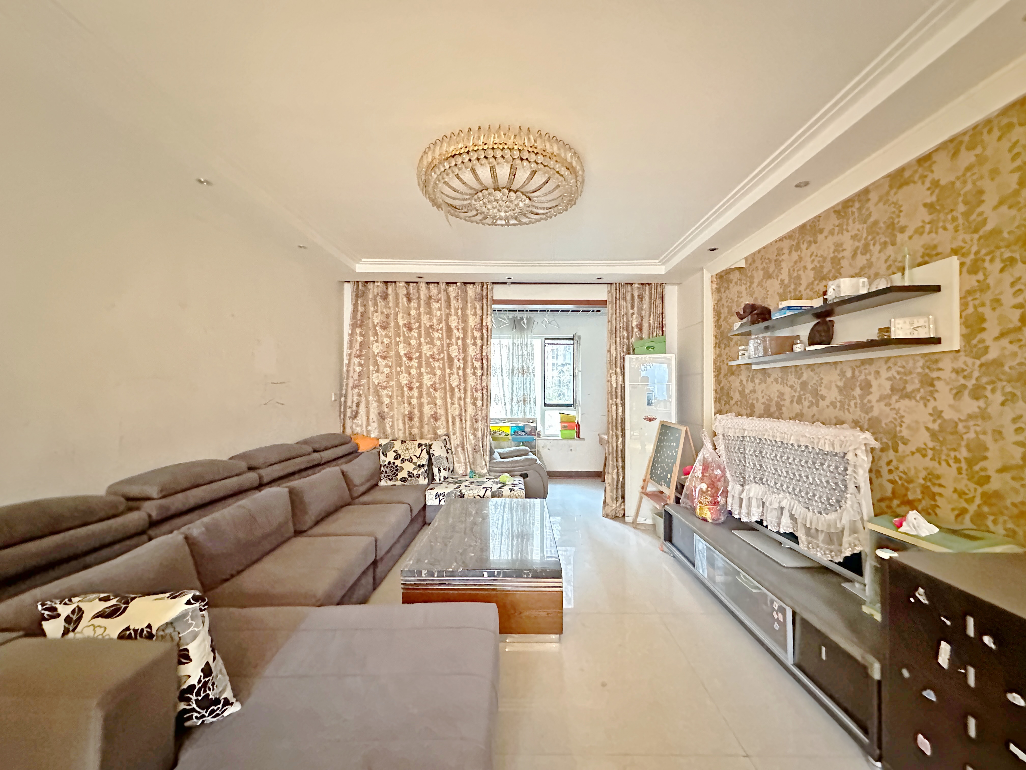 绿地新里卢浮公馆