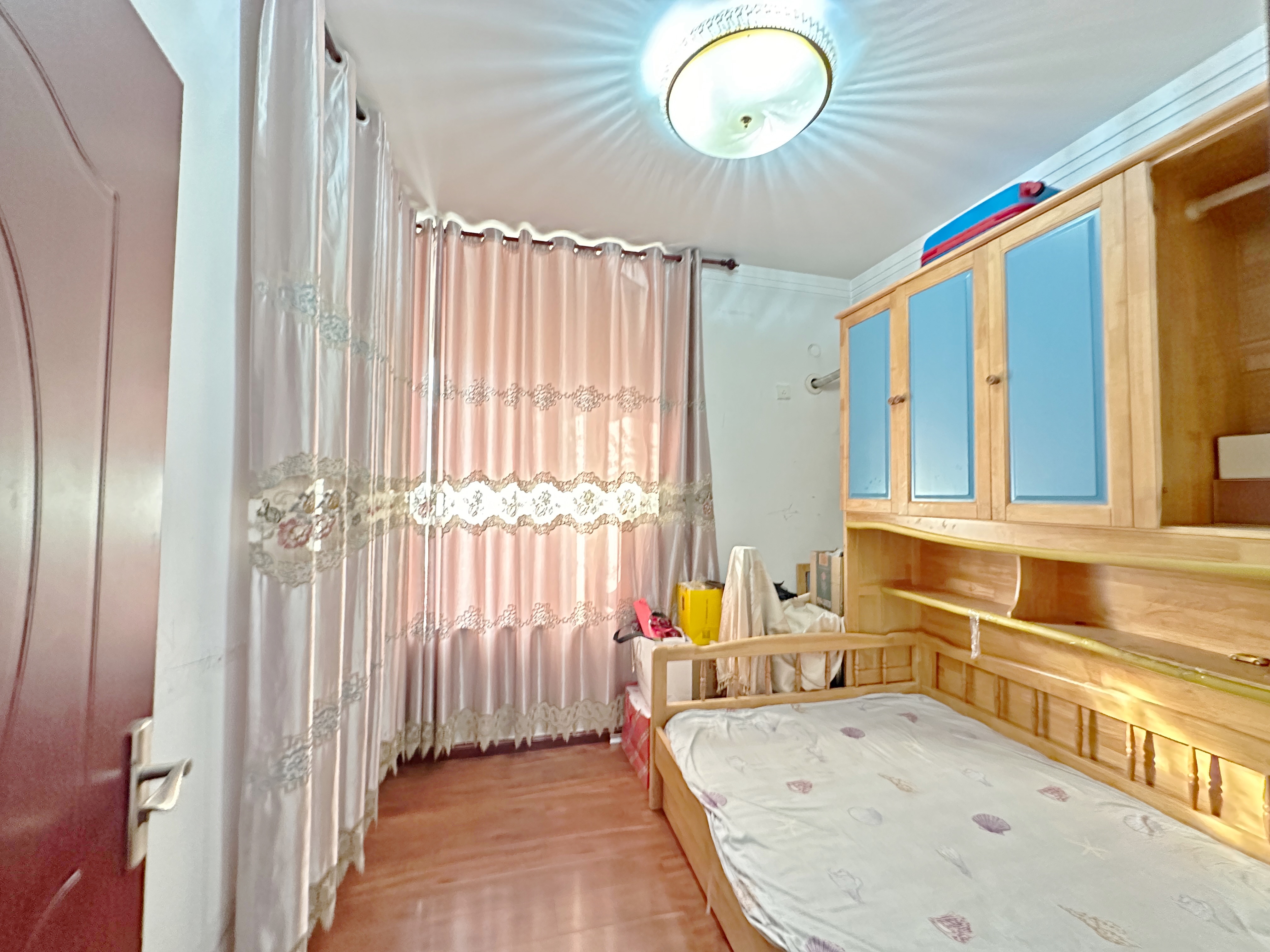 绿地新里卢浮公馆