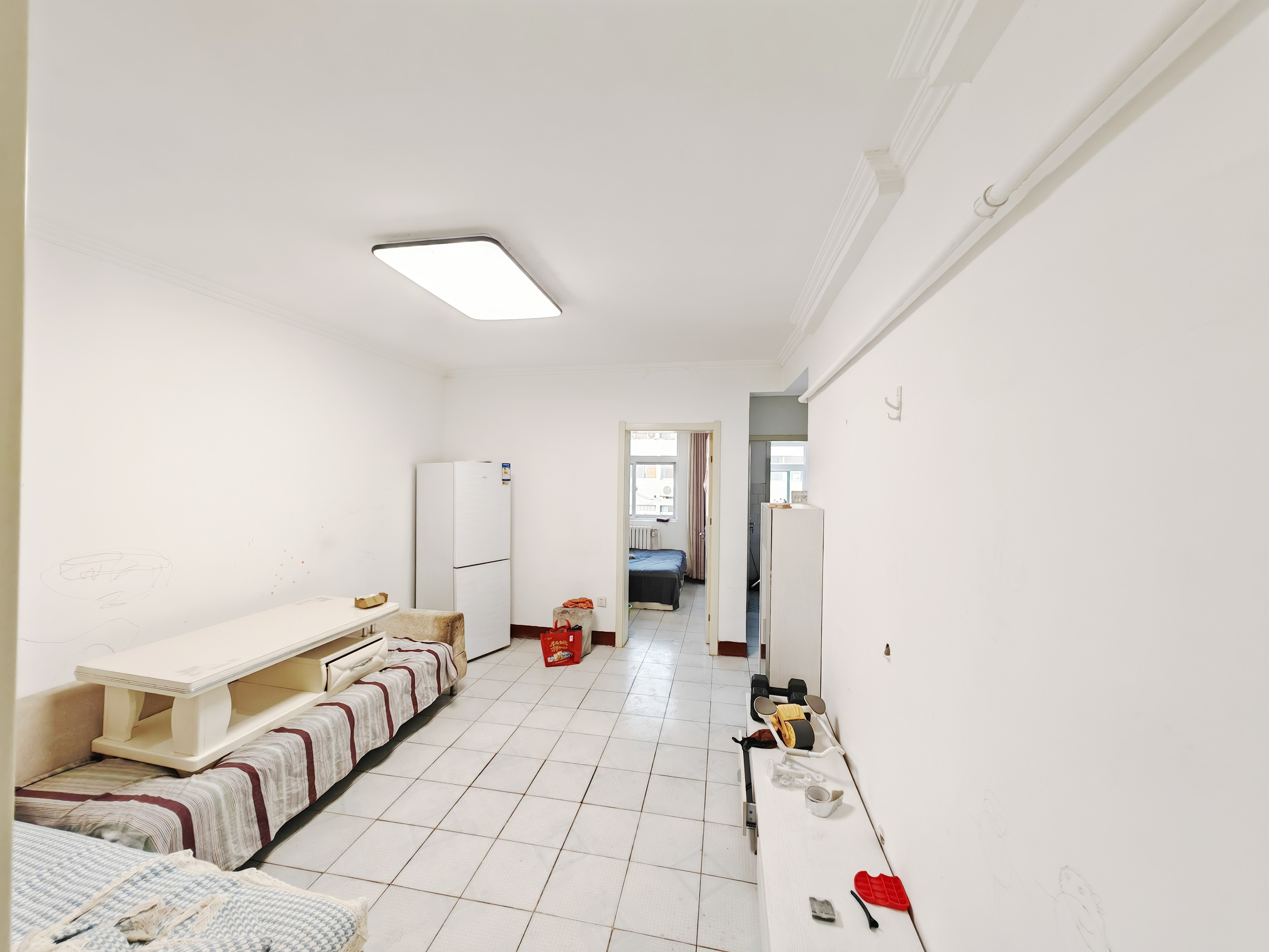  洪家楼南路13号 南北